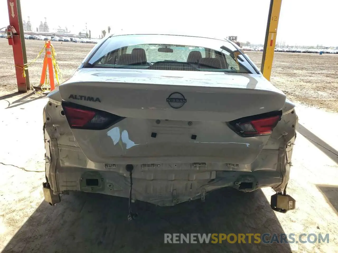 6 Photograph of a damaged car 1N4BL4BV3RN361941 NISSAN ALTIMA 2024
