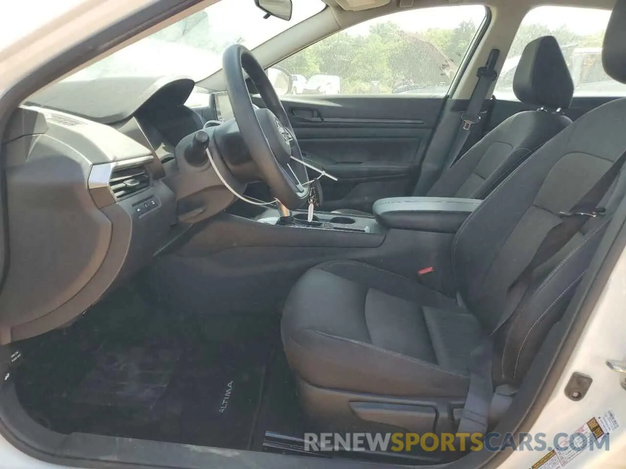 7 Photograph of a damaged car 1N4BL4BV3RN367318 NISSAN ALTIMA 2024