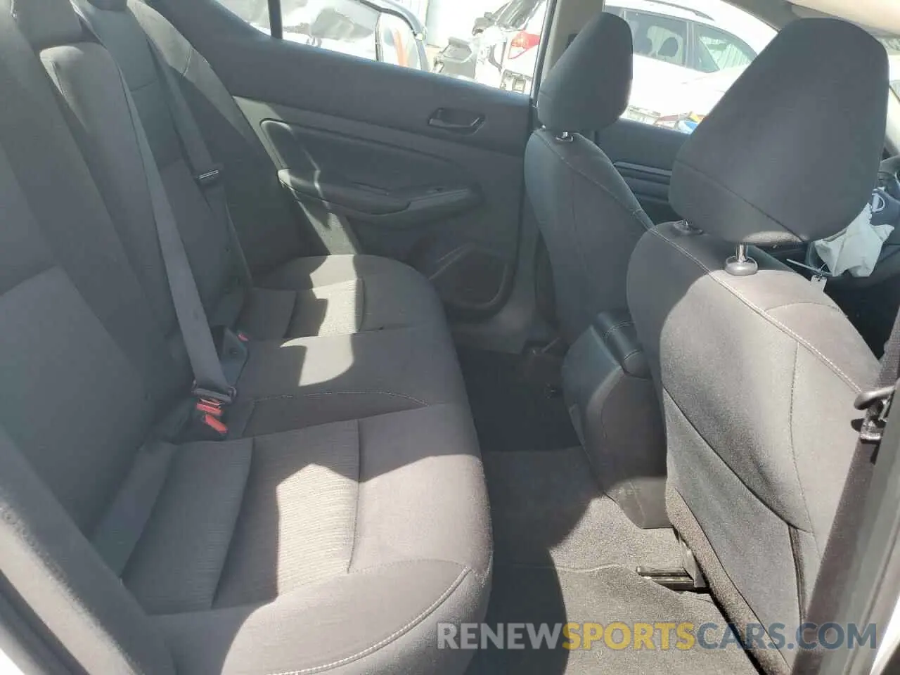 10 Photograph of a damaged car 1N4BL4BV3RN370137 NISSAN ALTIMA 2024