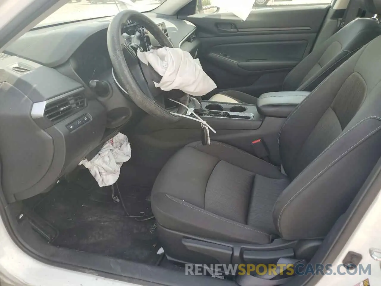 7 Photograph of a damaged car 1N4BL4BV3RN370137 NISSAN ALTIMA 2024