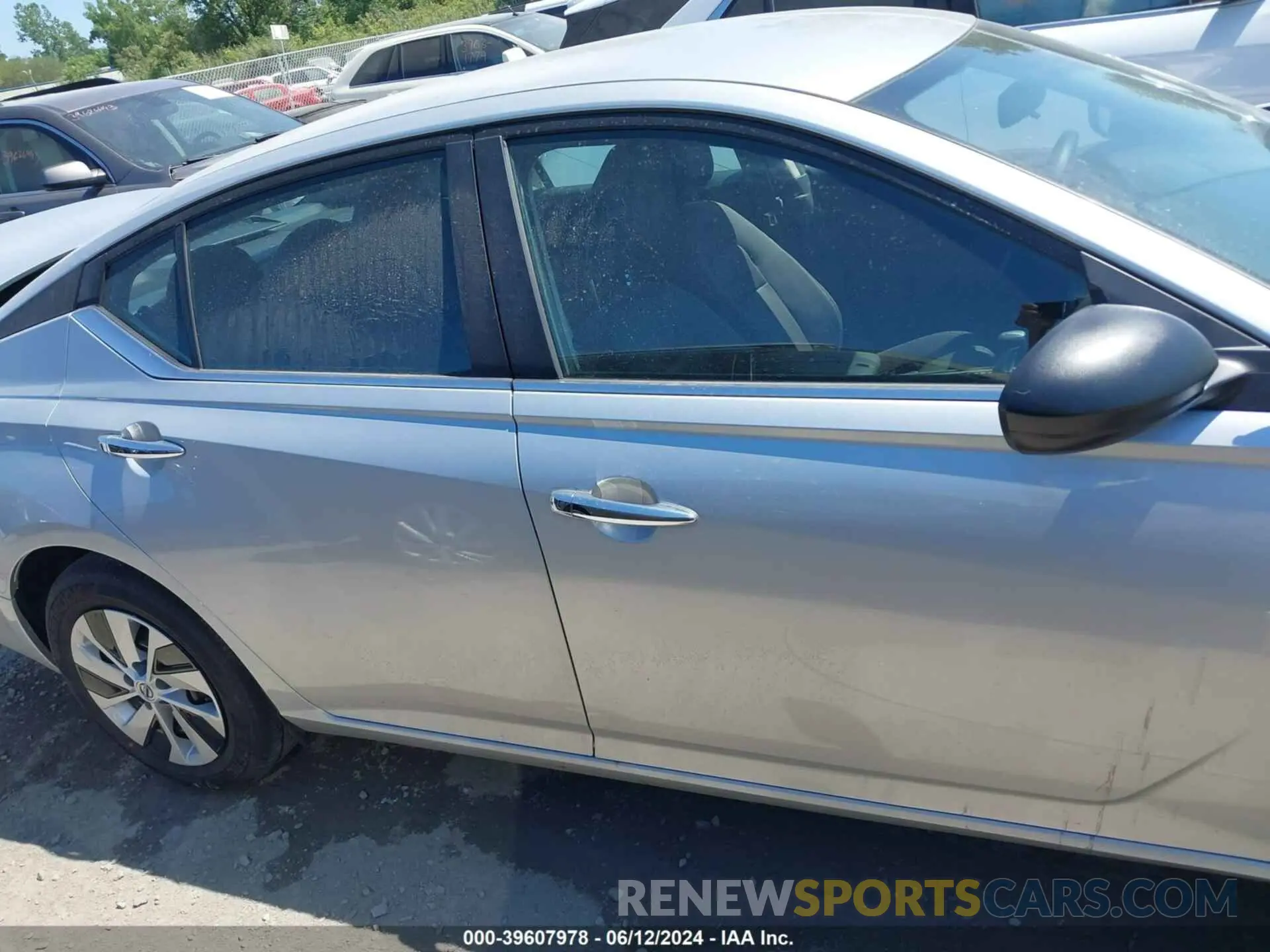 14 Photograph of a damaged car 1N4BL4BV3RN374625 NISSAN ALTIMA 2024