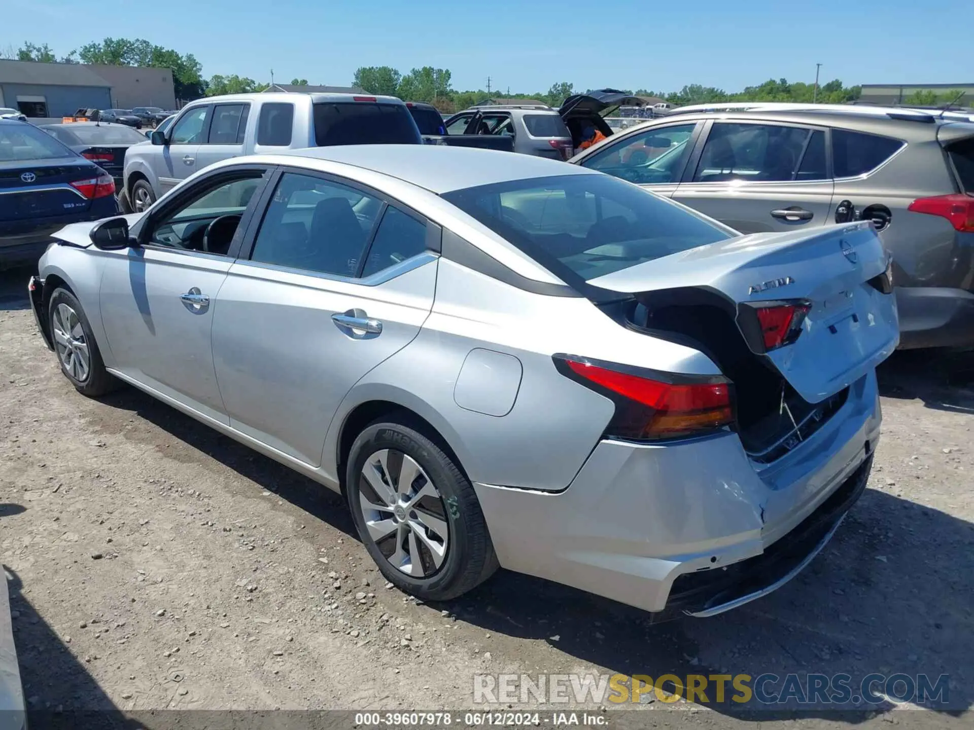 3 Photograph of a damaged car 1N4BL4BV3RN374625 NISSAN ALTIMA 2024