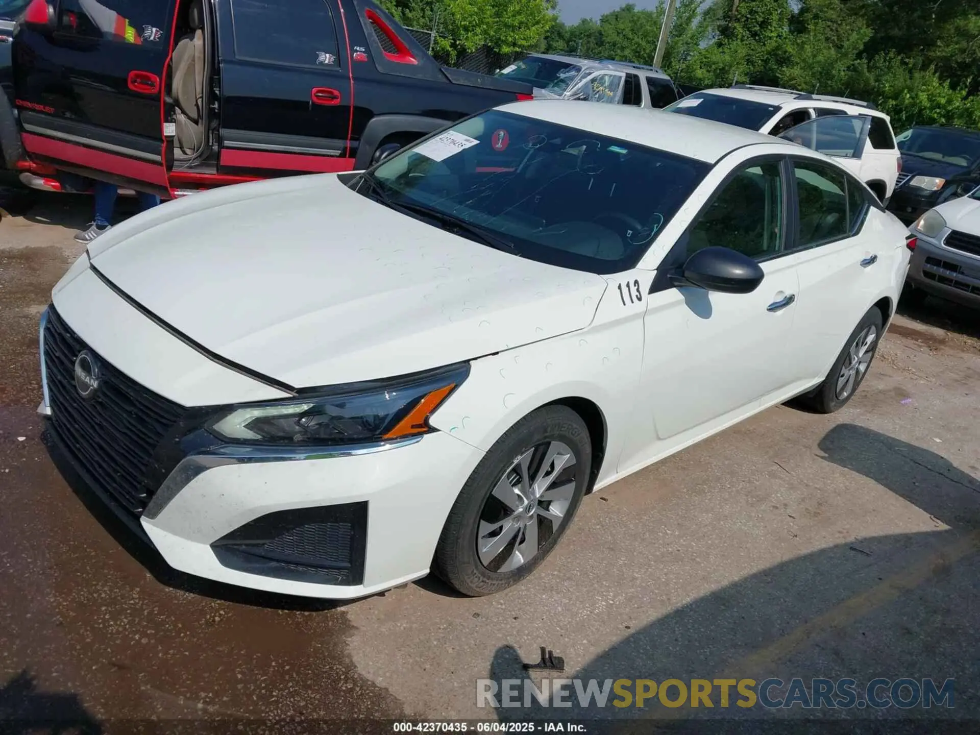 2 Photograph of a damaged car 1N4BL4BV3RN389190 NISSAN ALTIMA 2024