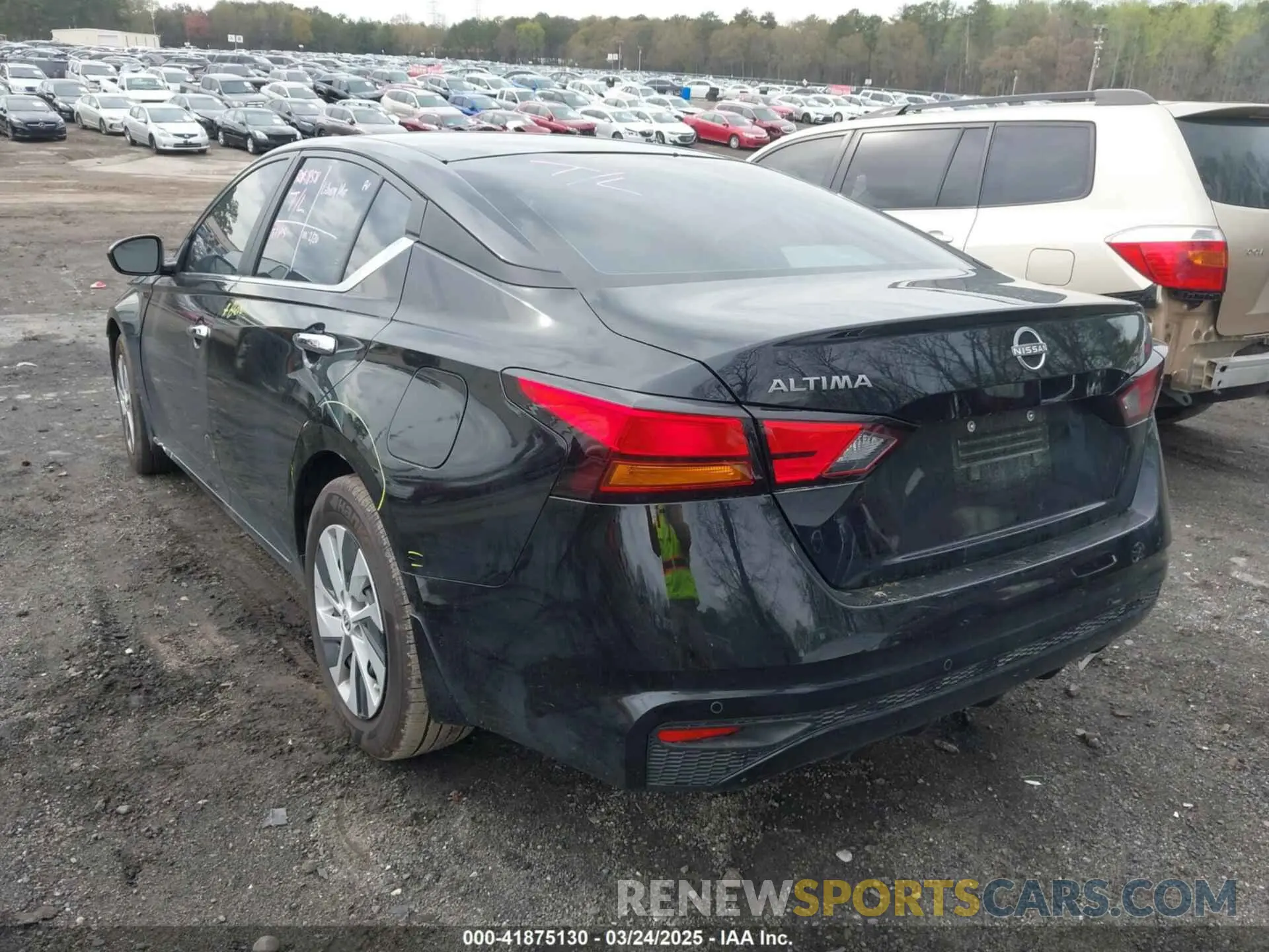 3 Photograph of a damaged car 1N4BL4BV3RN436752 NISSAN ALTIMA 2024