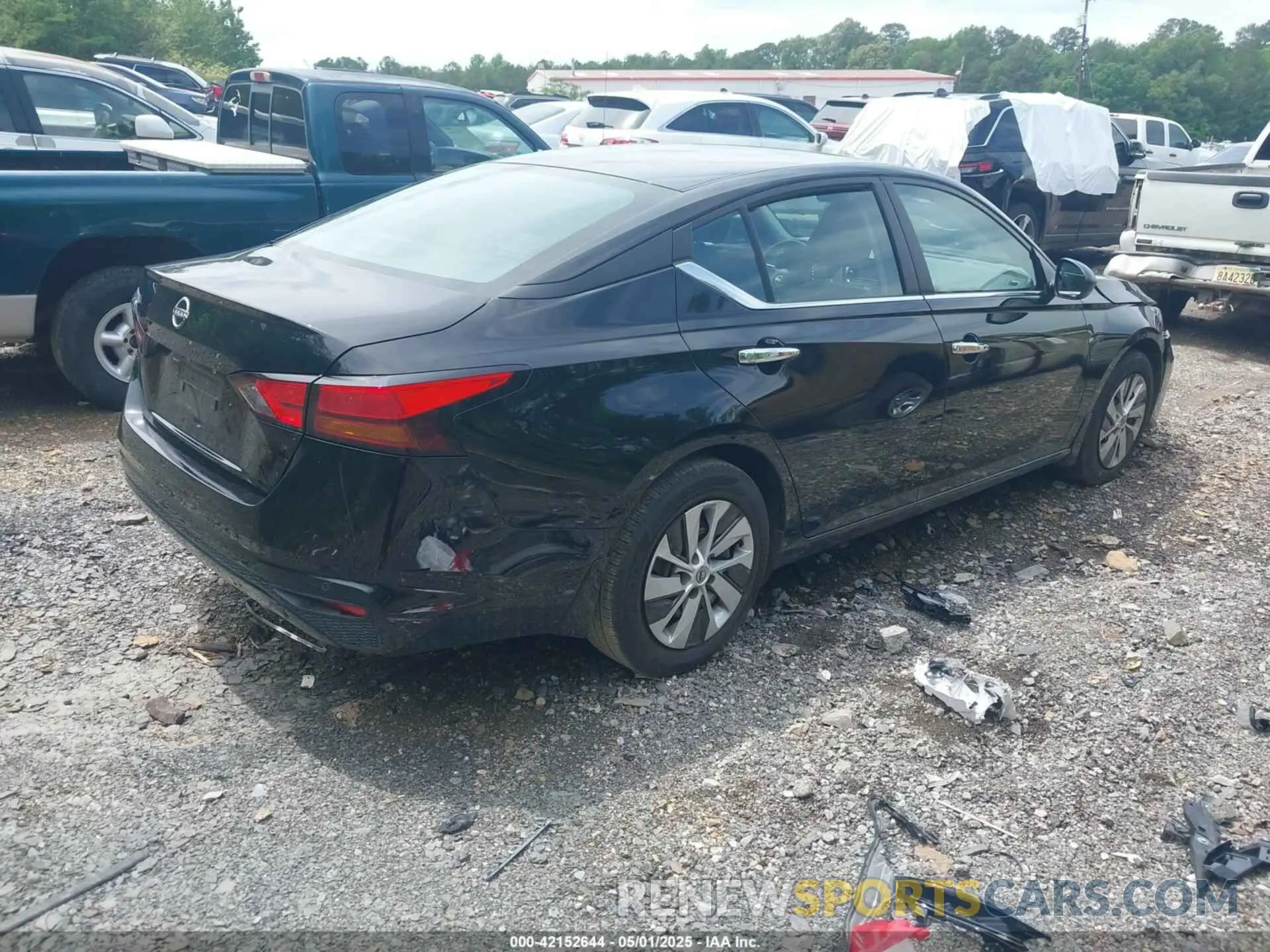 4 Photograph of a damaged car 1N4BL4BV4RN315258 NISSAN ALTIMA 2024