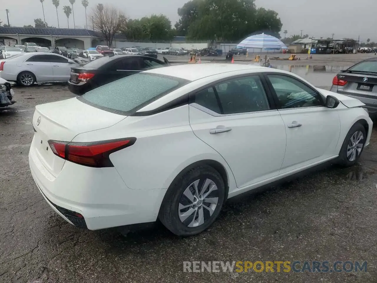 3 Photograph of a damaged car 1N4BL4BV4RN399145 NISSAN ALTIMA 2024