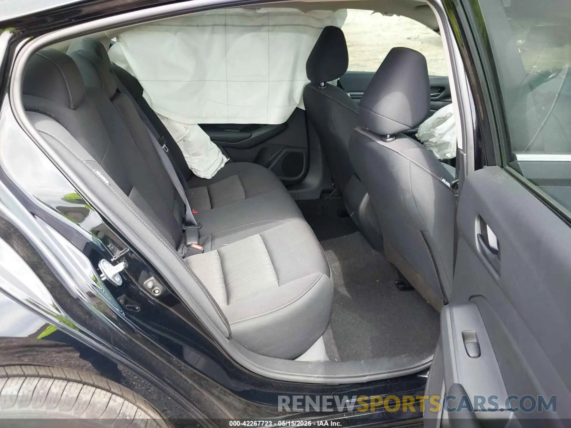 8 Photograph of a damaged car 1N4BL4BV5RN377445 NISSAN ALTIMA 2024