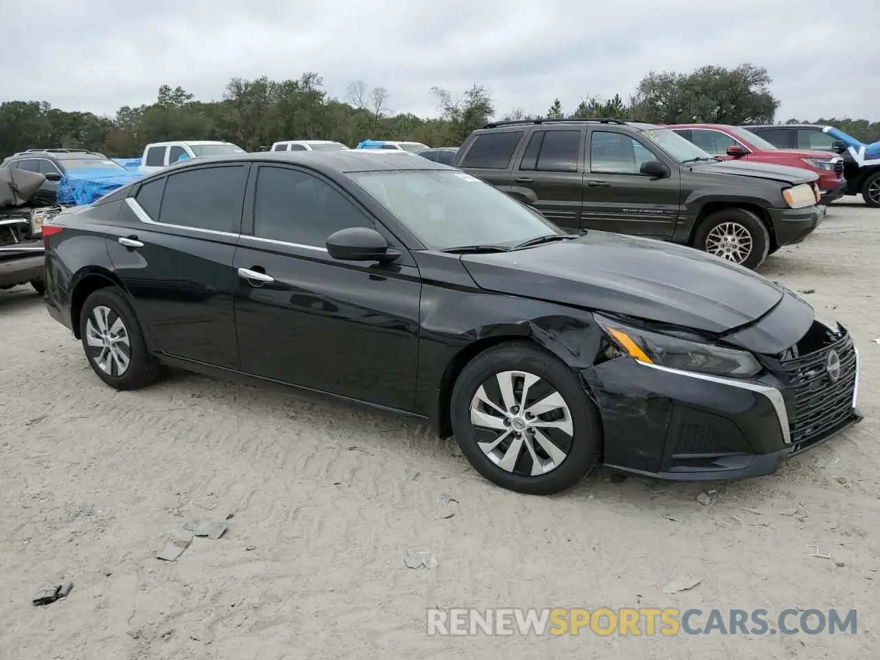 4 Photograph of a damaged car 1N4BL4BV5RN391913 NISSAN ALTIMA 2024