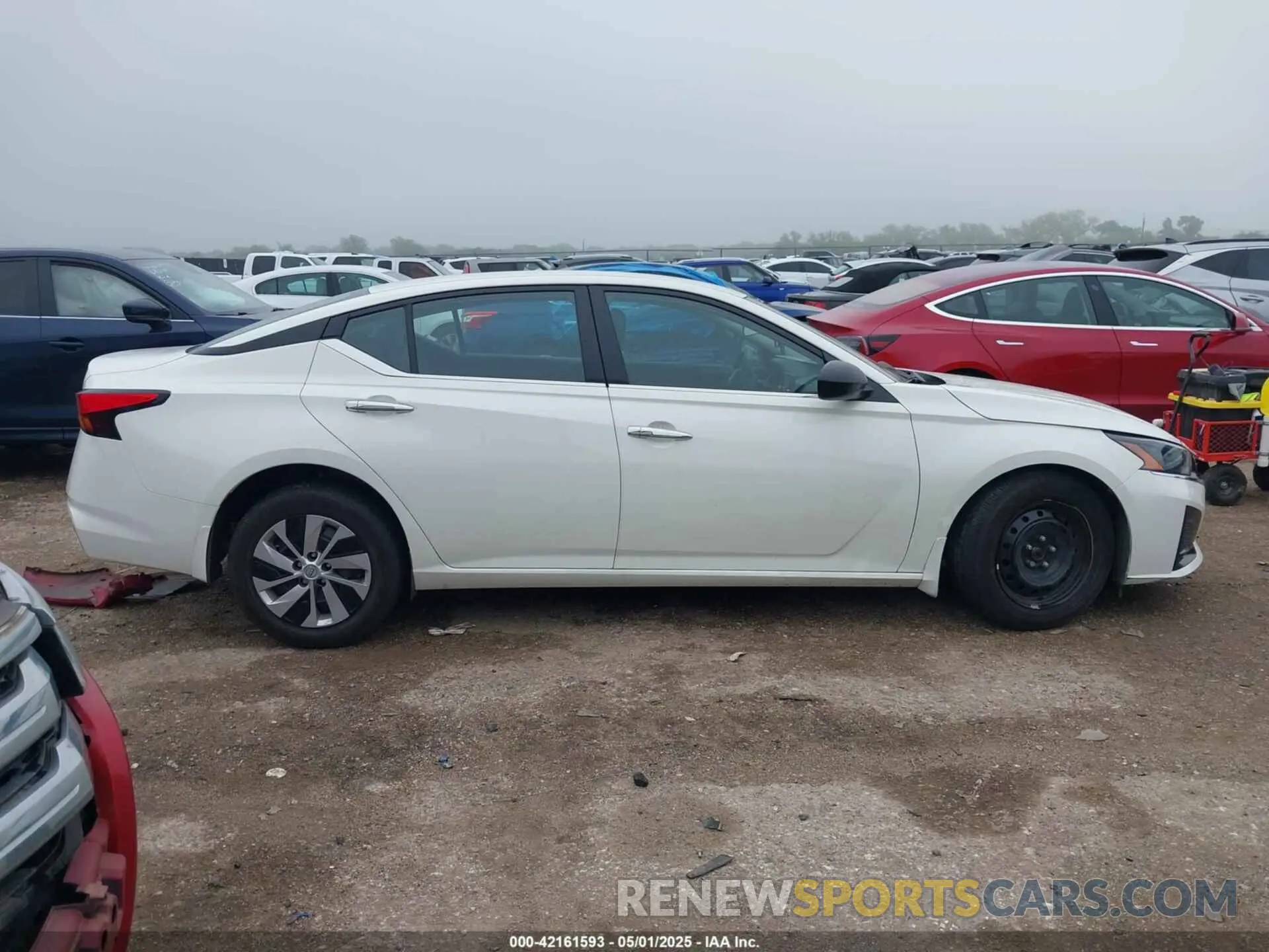 13 Photograph of a damaged car 1N4BL4BV5RN405941 NISSAN ALTIMA 2024
