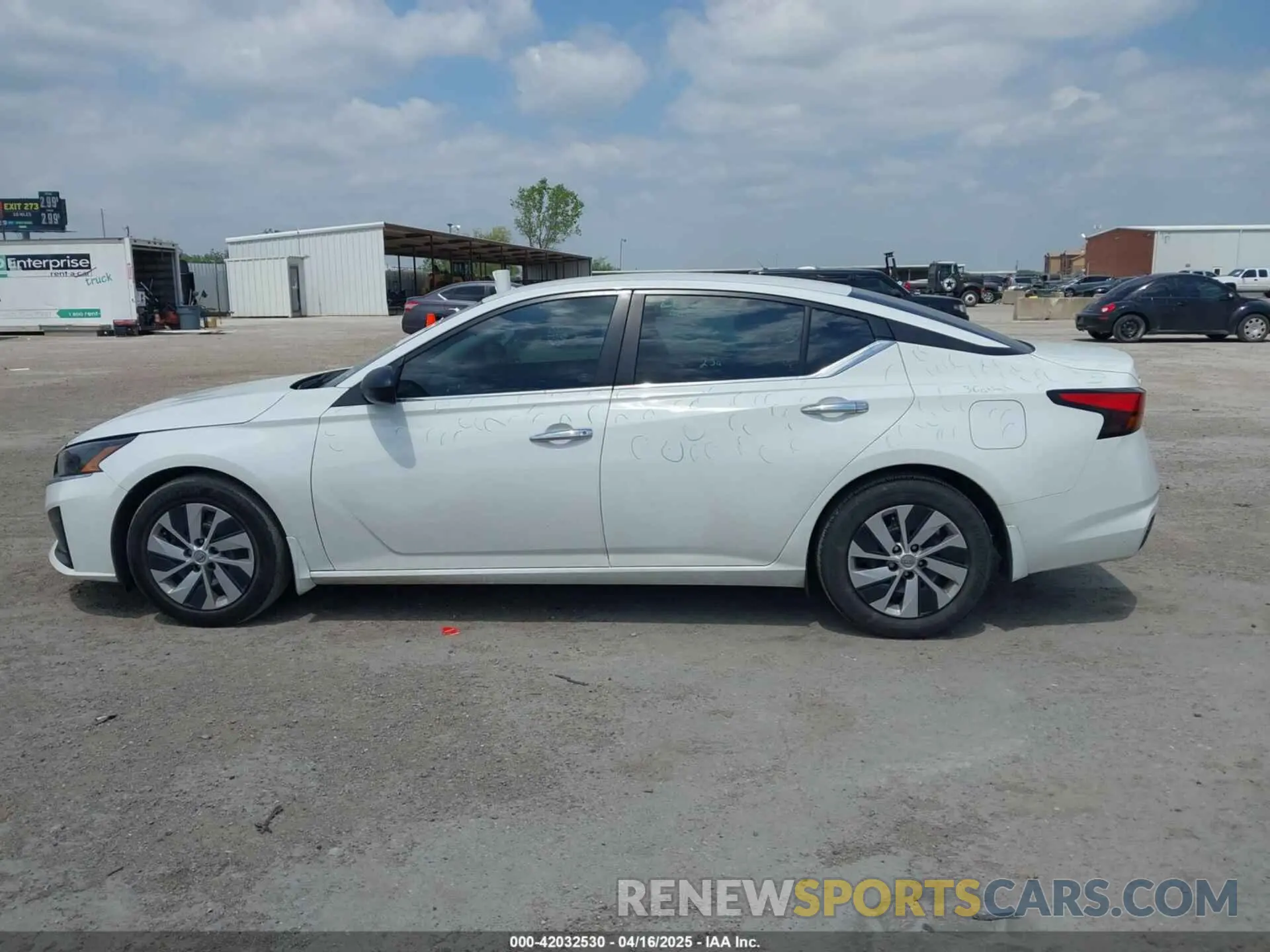 14 Photograph of a damaged car 1N4BL4BV6RN310045 NISSAN ALTIMA 2024