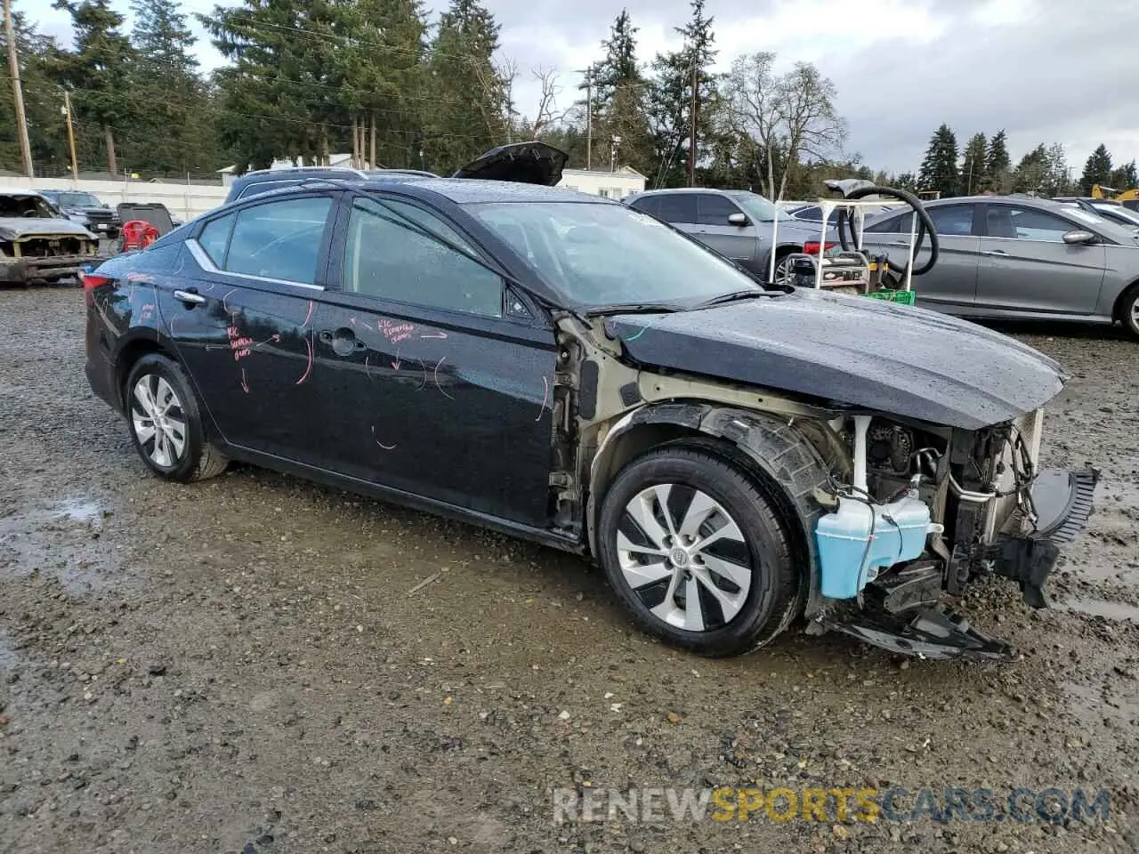 4 Photograph of a damaged car 1N4BL4BV6RN337150 NISSAN ALTIMA 2024