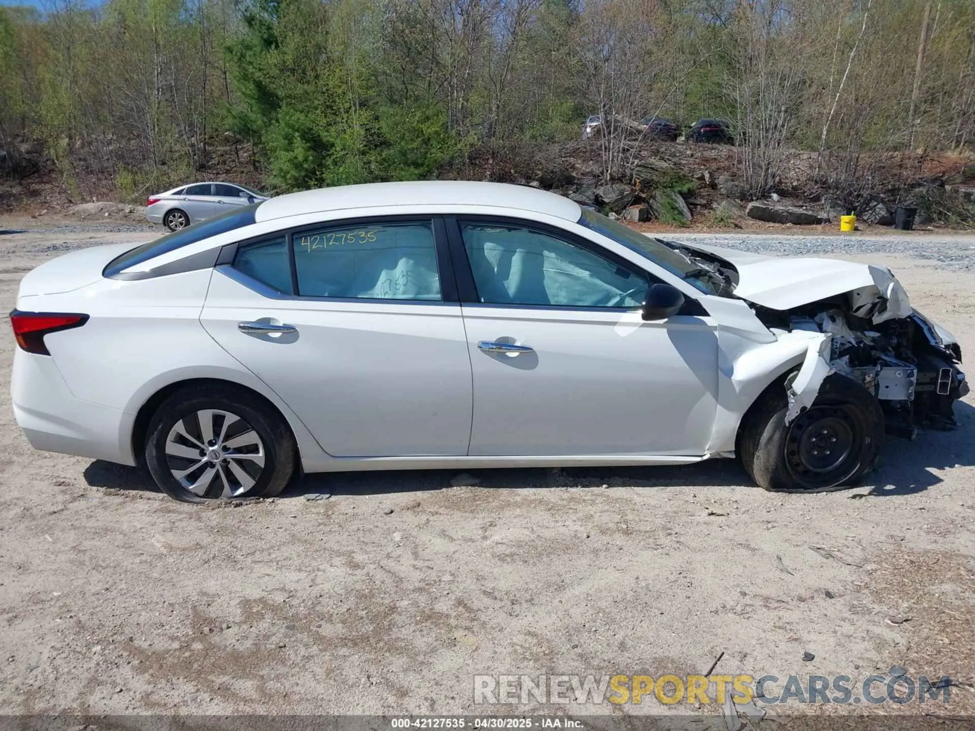 14 Photograph of a damaged car 1N4BL4BV6RN357401 NISSAN ALTIMA 2024