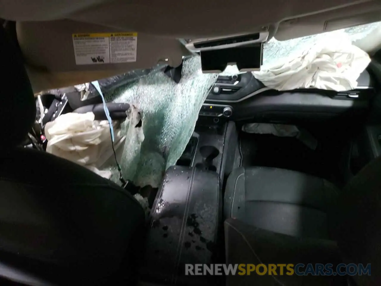 8 Photograph of a damaged car 1N4BL4BV6RN372156 NISSAN ALTIMA 2024