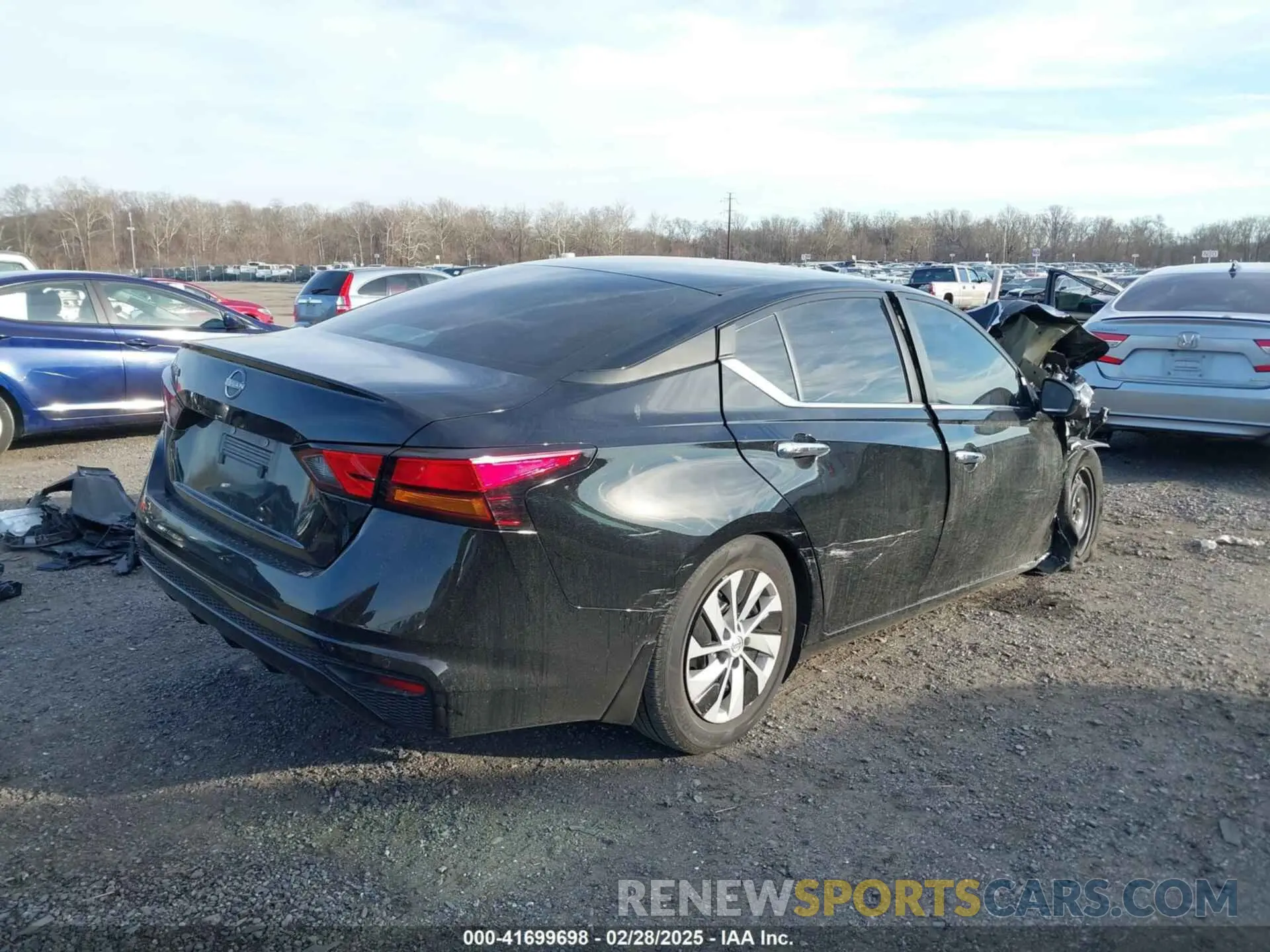 4 Photograph of a damaged car 1N4BL4BV6RN414793 NISSAN ALTIMA 2024