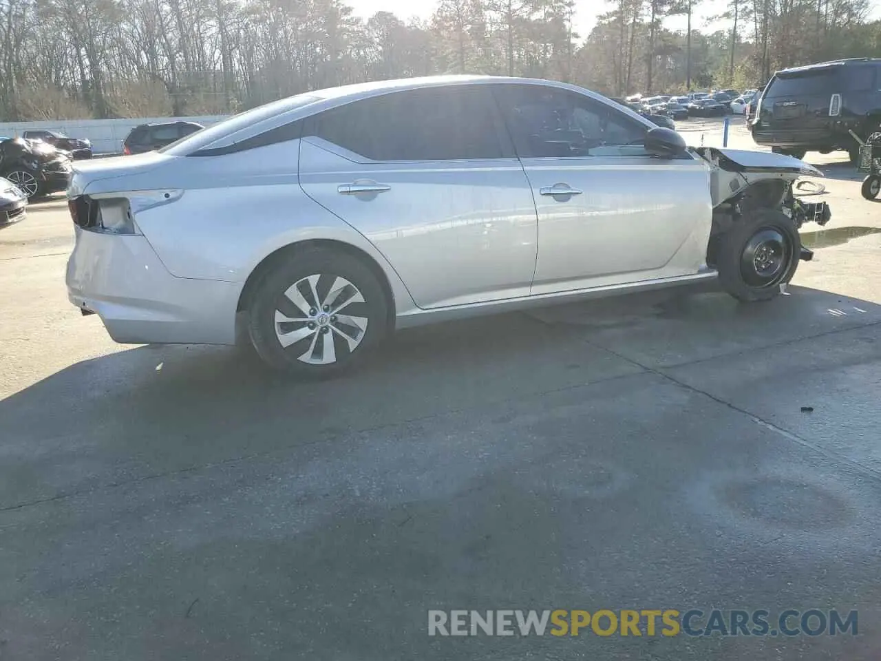 3 Photograph of a damaged car 1N4BL4BV6RN414910 NISSAN ALTIMA 2024