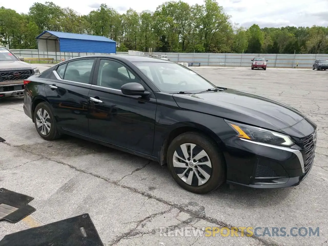 4 Photograph of a damaged car 1N4BL4BV7RN300365 NISSAN ALTIMA 2024
