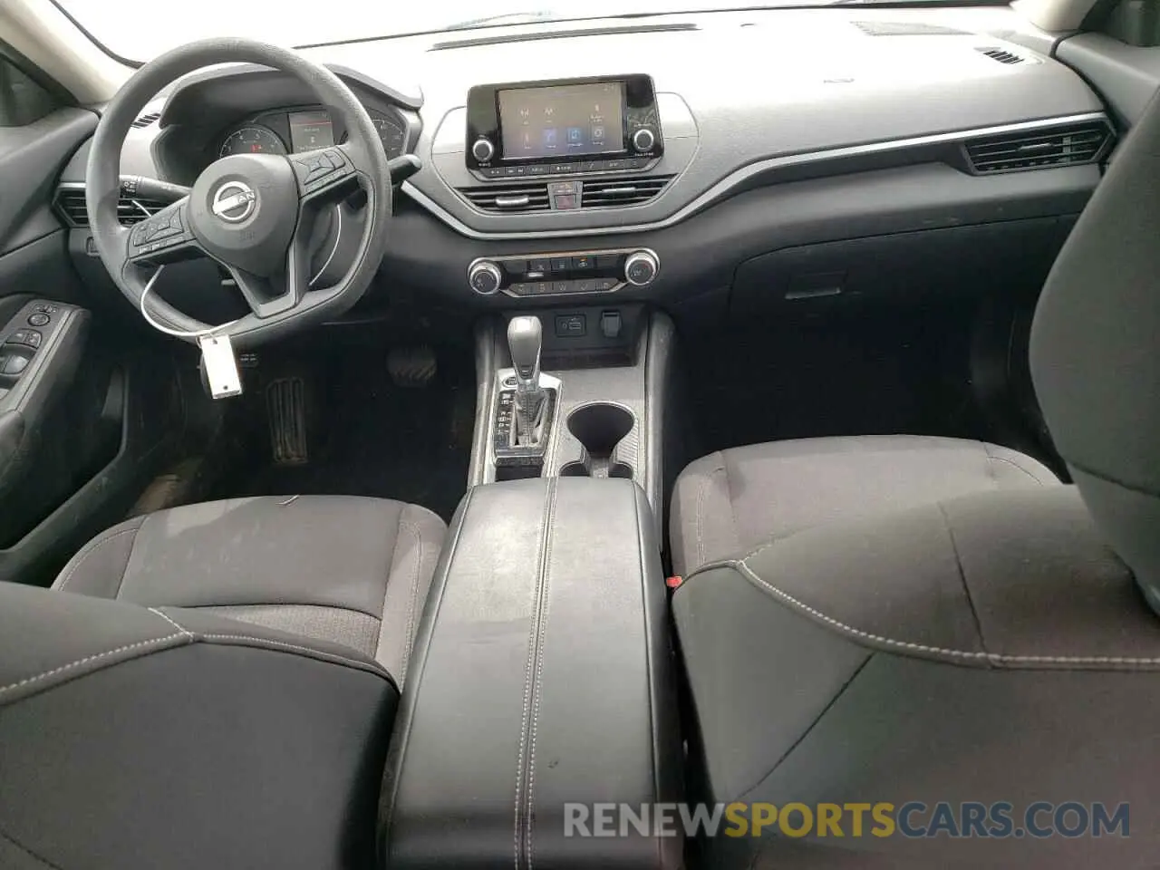 8 Photograph of a damaged car 1N4BL4BV7RN300365 NISSAN ALTIMA 2024