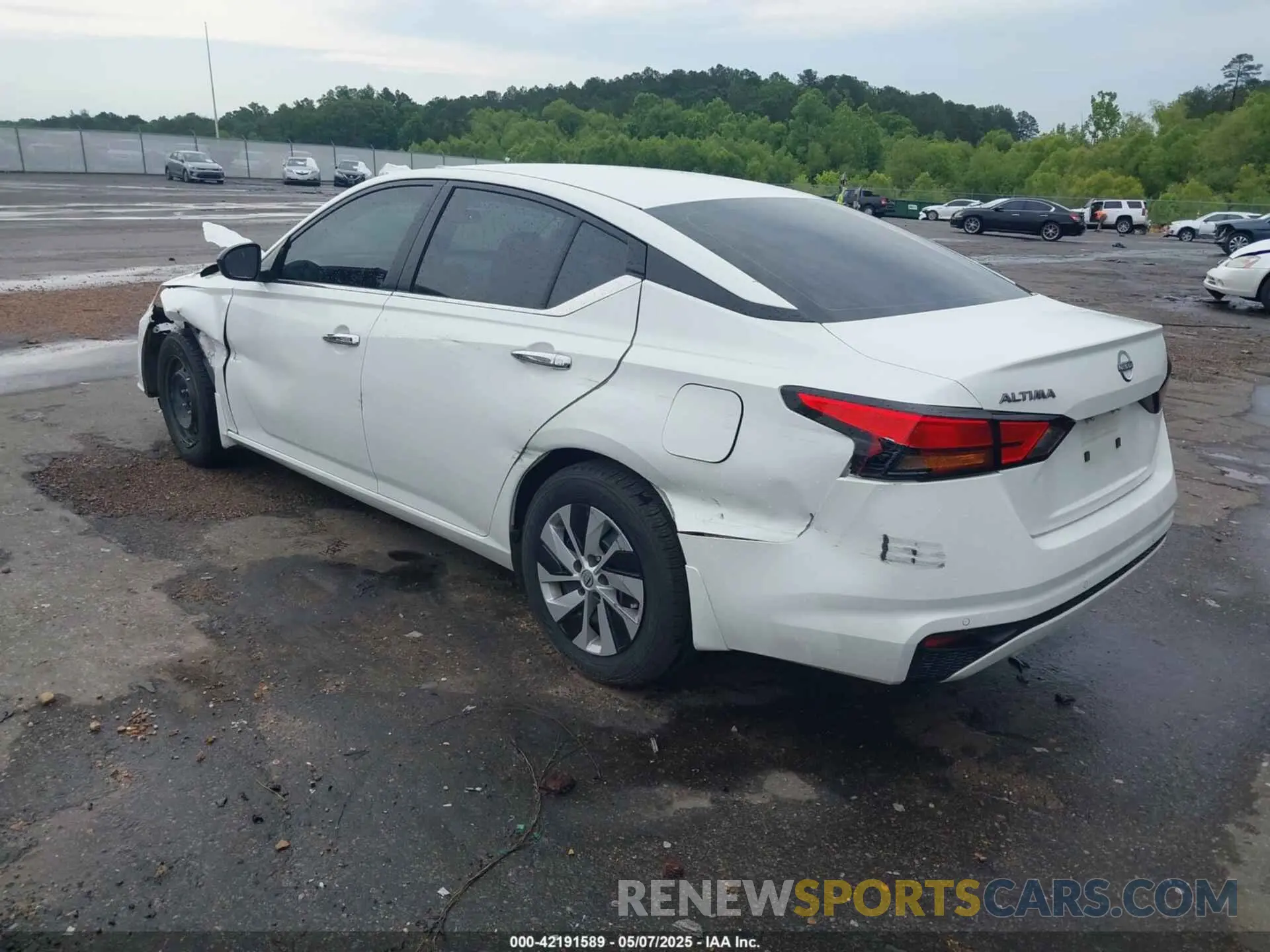 3 Photograph of a damaged car 1N4BL4BV7RN325606 NISSAN ALTIMA 2024