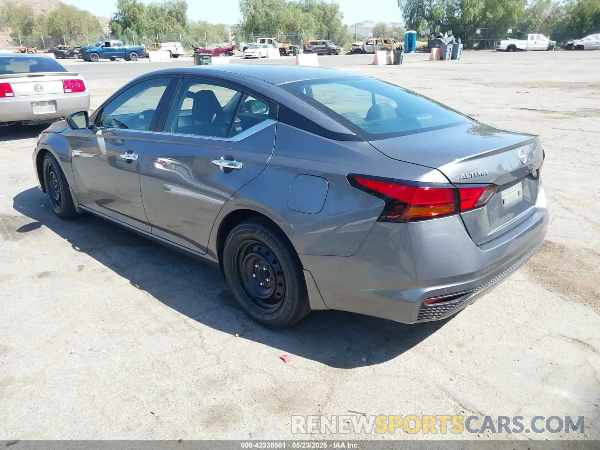 3 Photograph of a damaged car 1N4BL4BV7RN346164 NISSAN ALTIMA 2024