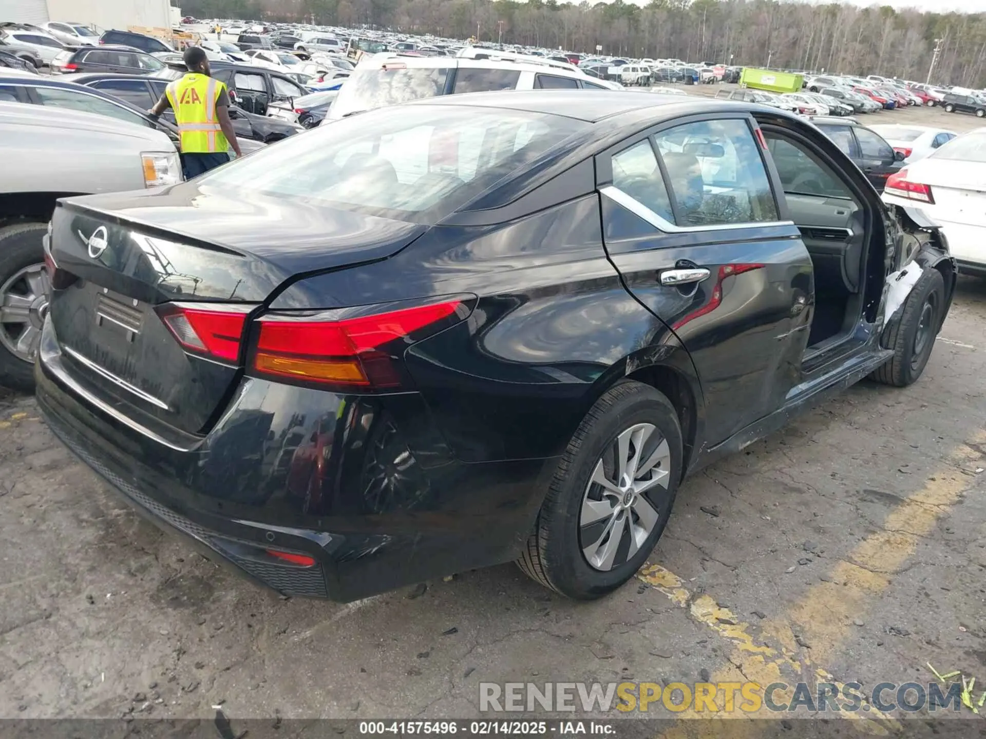 4 Photograph of a damaged car 1N4BL4BV7RN402426 NISSAN ALTIMA 2024