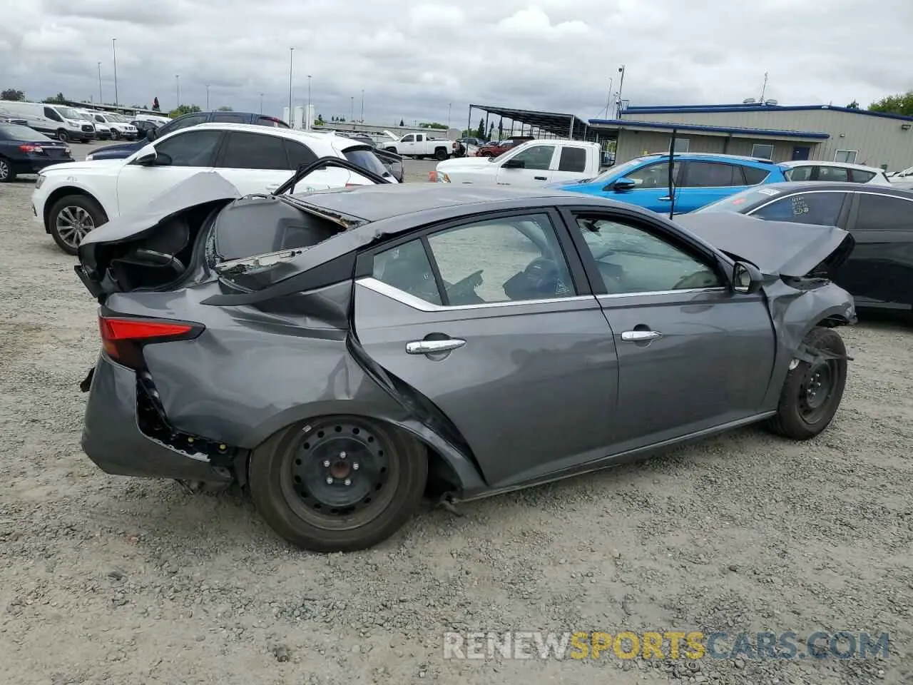 3 Photograph of a damaged car 1N4BL4BV8RN318695 NISSAN ALTIMA 2024