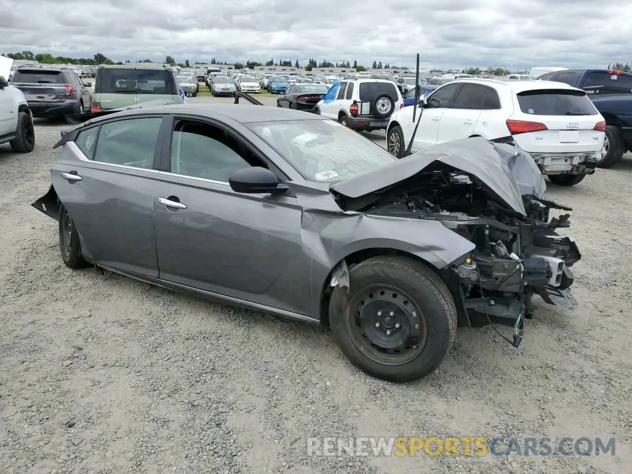 4 Photograph of a damaged car 1N4BL4BV8RN318695 NISSAN ALTIMA 2024