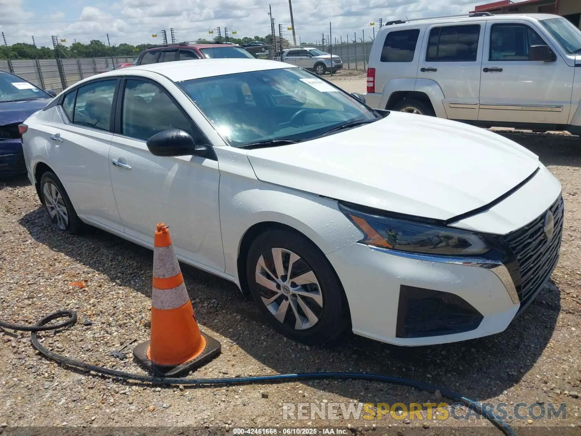 1 Photograph of a damaged car 1N4BL4BV9RN304479 NISSAN ALTIMA 2024