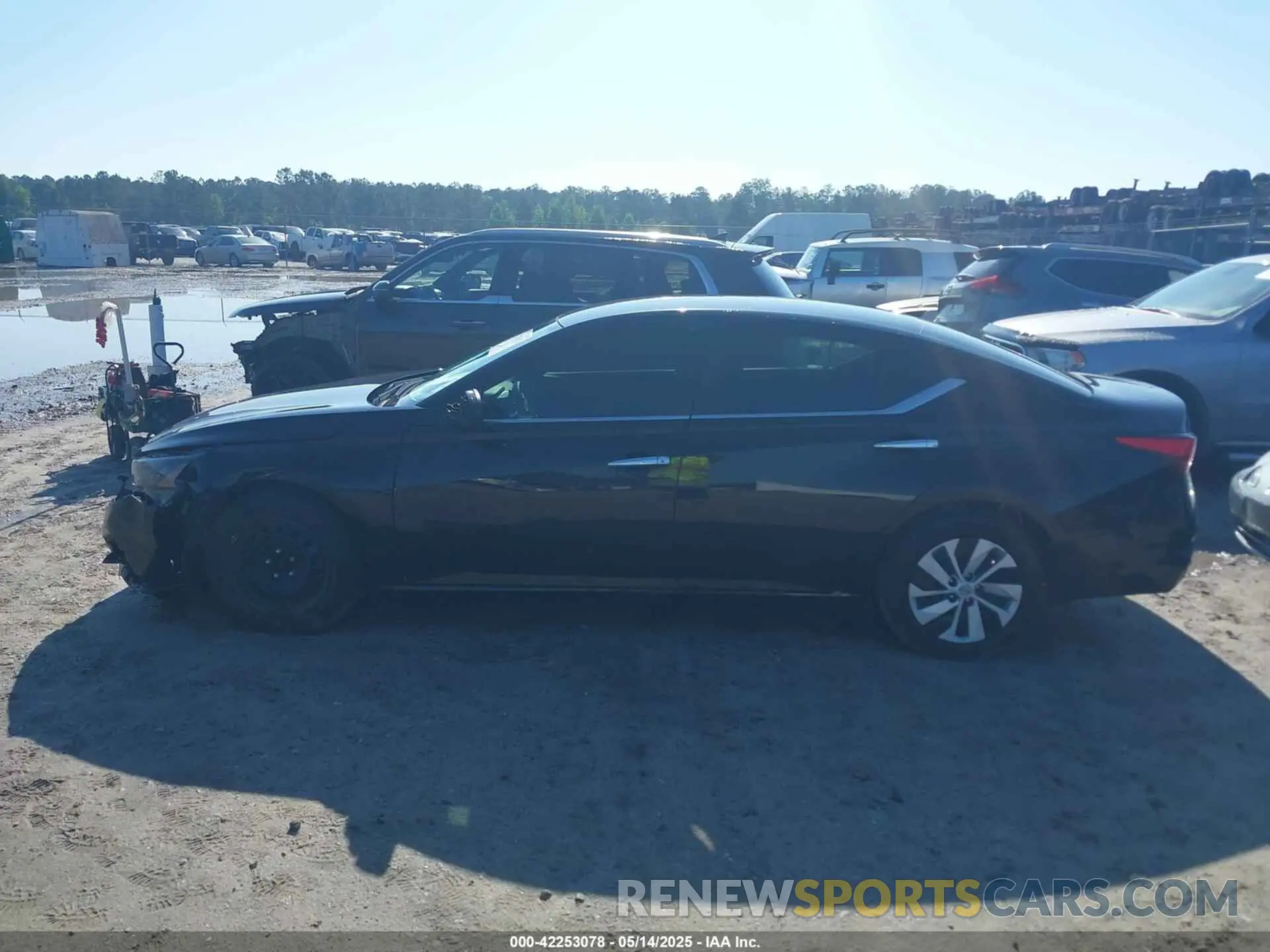 14 Photograph of a damaged car 1N4BL4BV9RN339667 NISSAN ALTIMA 2024