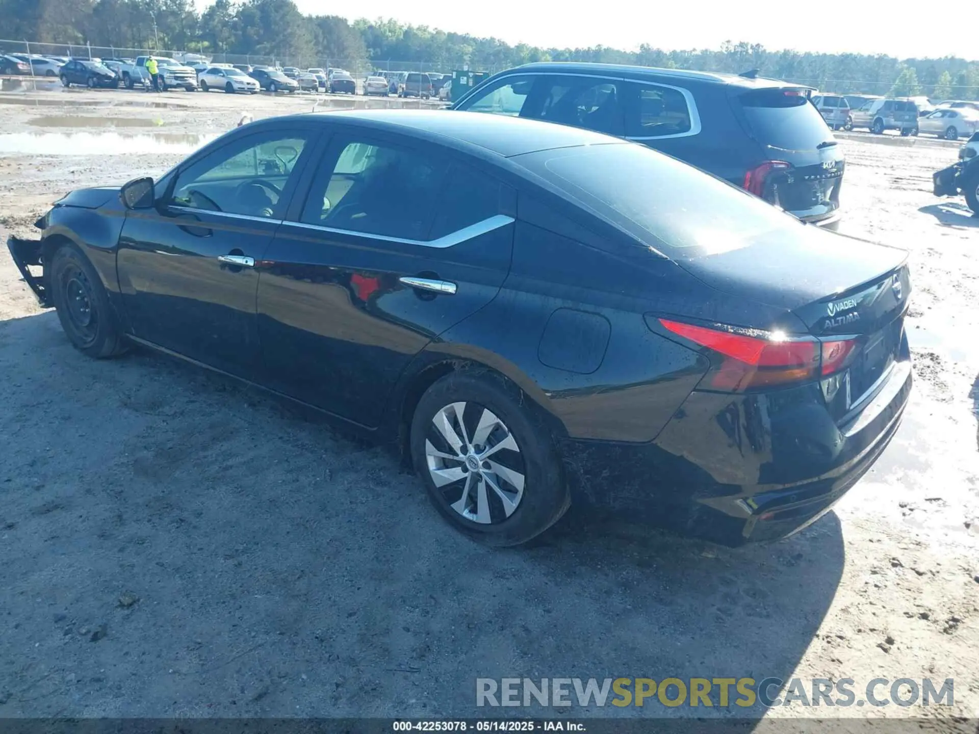 3 Photograph of a damaged car 1N4BL4BV9RN339667 NISSAN ALTIMA 2024