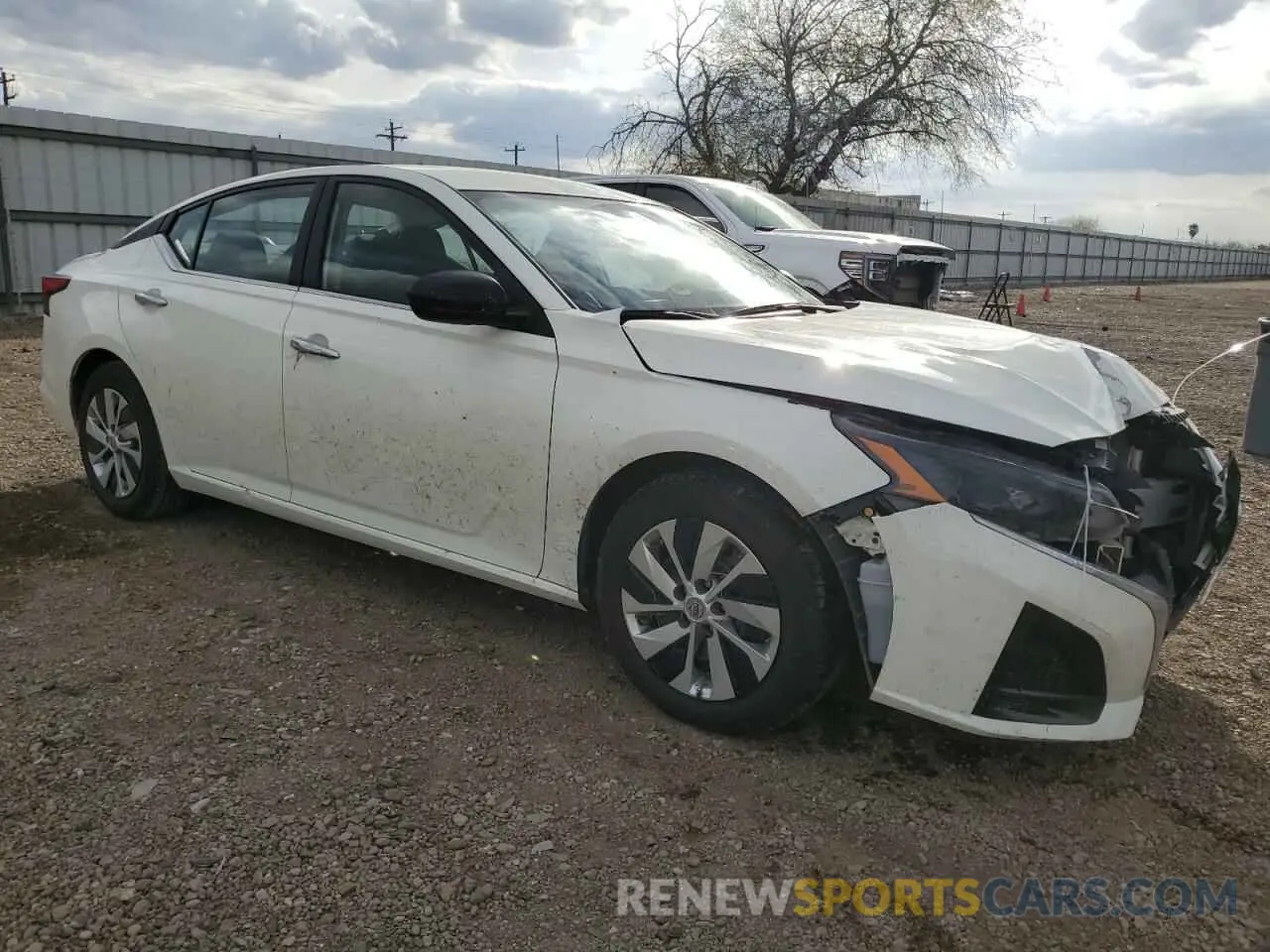 4 Photograph of a damaged car 1N4BL4BV9RN364603 NISSAN ALTIMA 2024