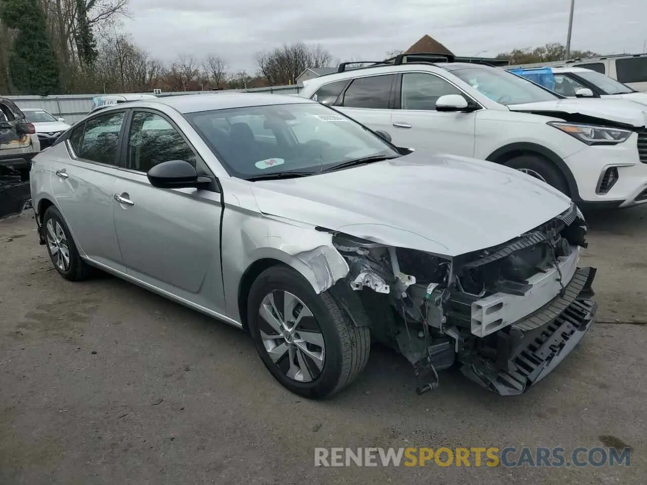 4 Photograph of a damaged car 1N4BL4BV9RN379957 NISSAN ALTIMA 2024