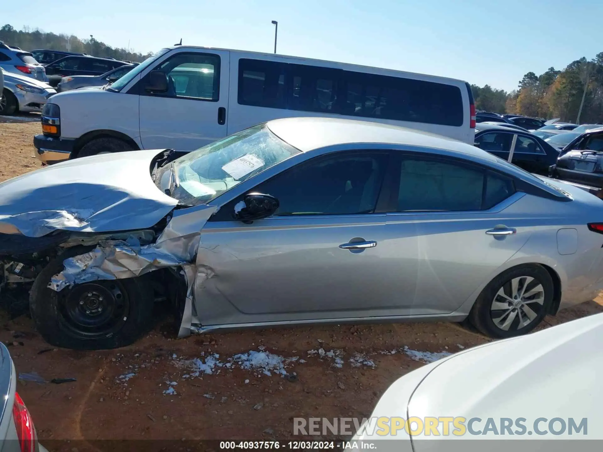 14 Photograph of a damaged car 1N4BL4BV9RN408289 NISSAN ALTIMA 2024