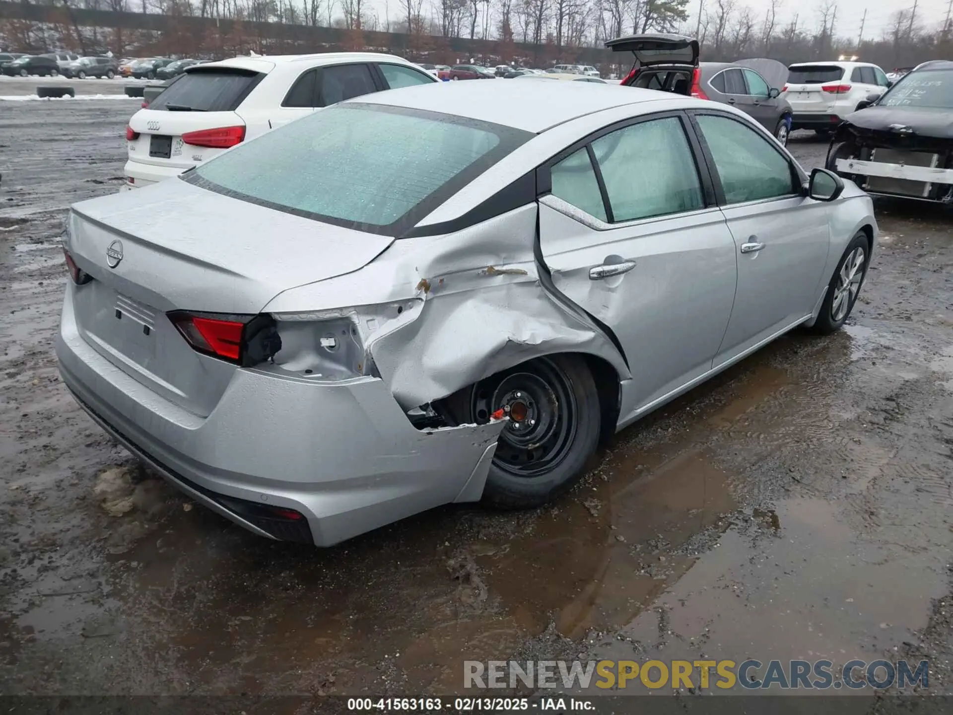 4 Photograph of a damaged car 1N4BL4BVXRN353092 NISSAN ALTIMA 2024