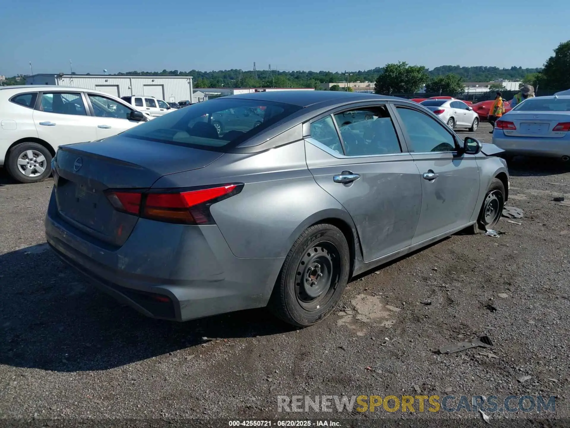4 Photograph of a damaged car 1N4BL4BVXRN374010 NISSAN ALTIMA 2024