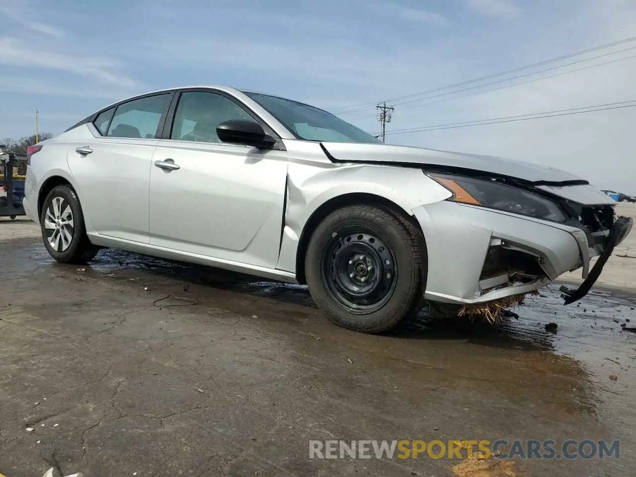 4 Photograph of a damaged car 1N4BL4BVXRN374170 NISSAN ALTIMA 2024