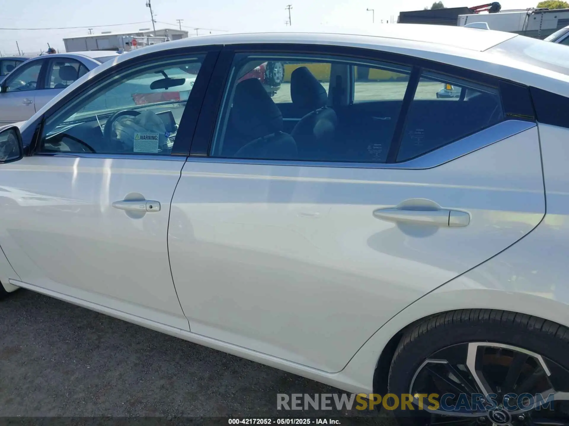 15 Photograph of a damaged car 1N4BL4CV0RN313828 NISSAN ALTIMA 2024