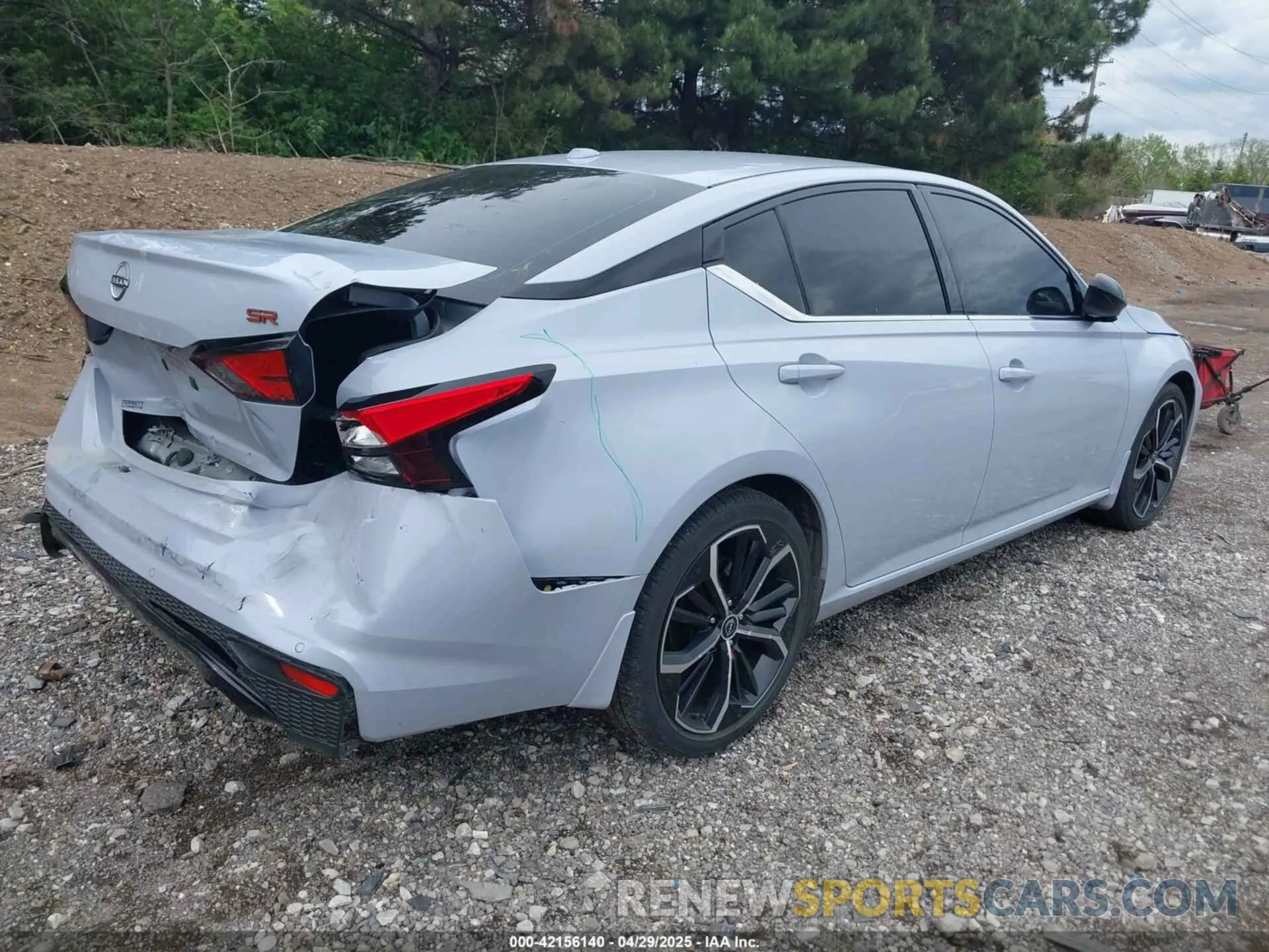 4 Photograph of a damaged car 1N4BL4CV0RN325574 NISSAN ALTIMA 2024