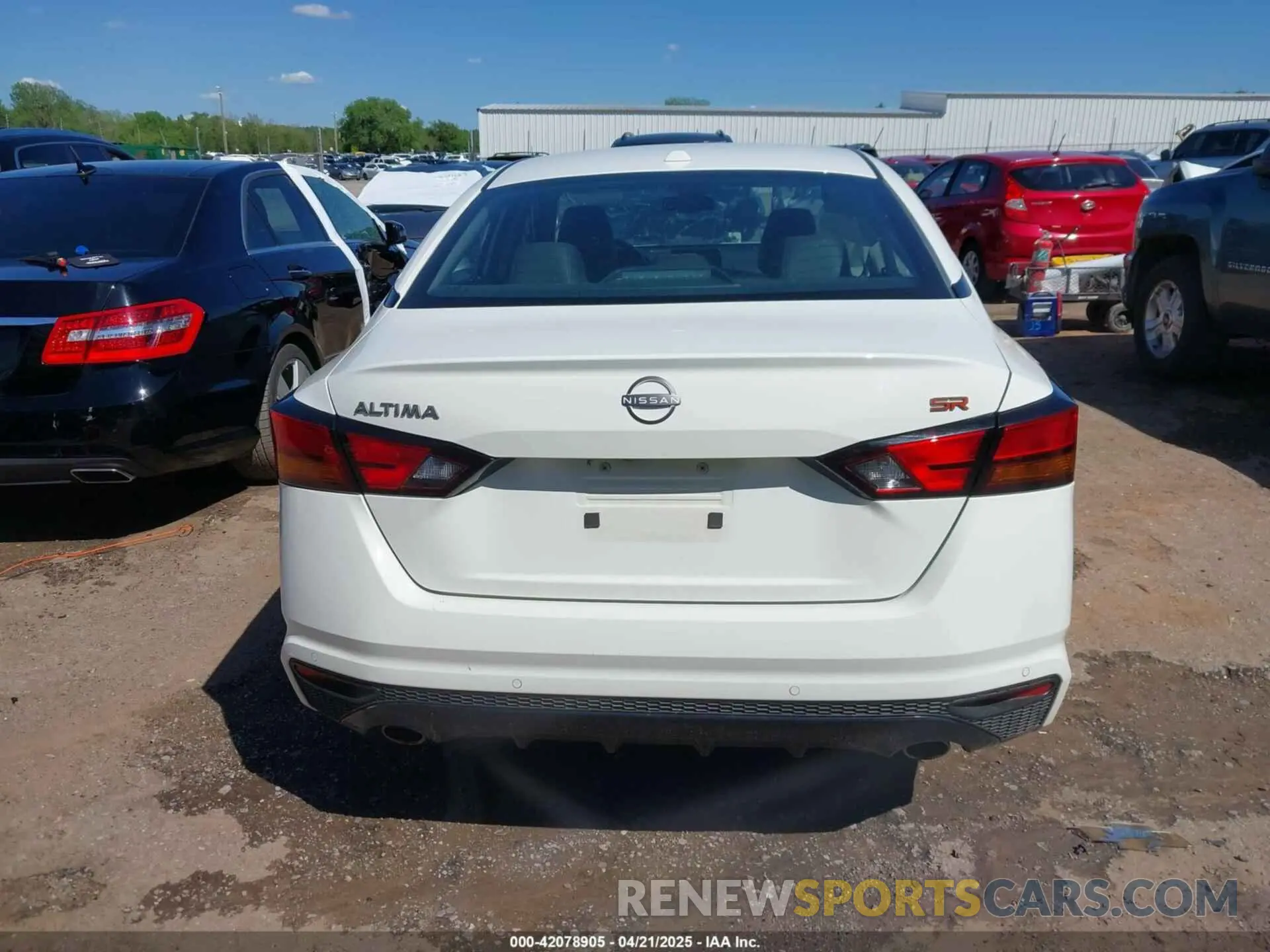 15 Photograph of a damaged car 1N4BL4CV0RN367520 NISSAN ALTIMA 2024