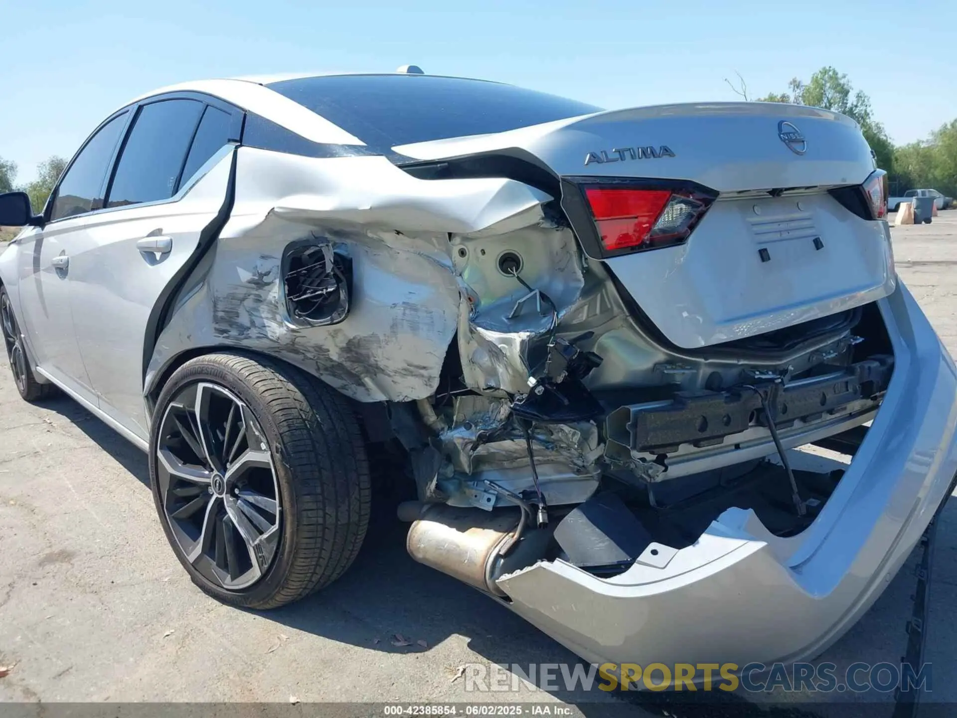 12 Photograph of a damaged car 1N4BL4CV0RN413623 NISSAN ALTIMA 2024