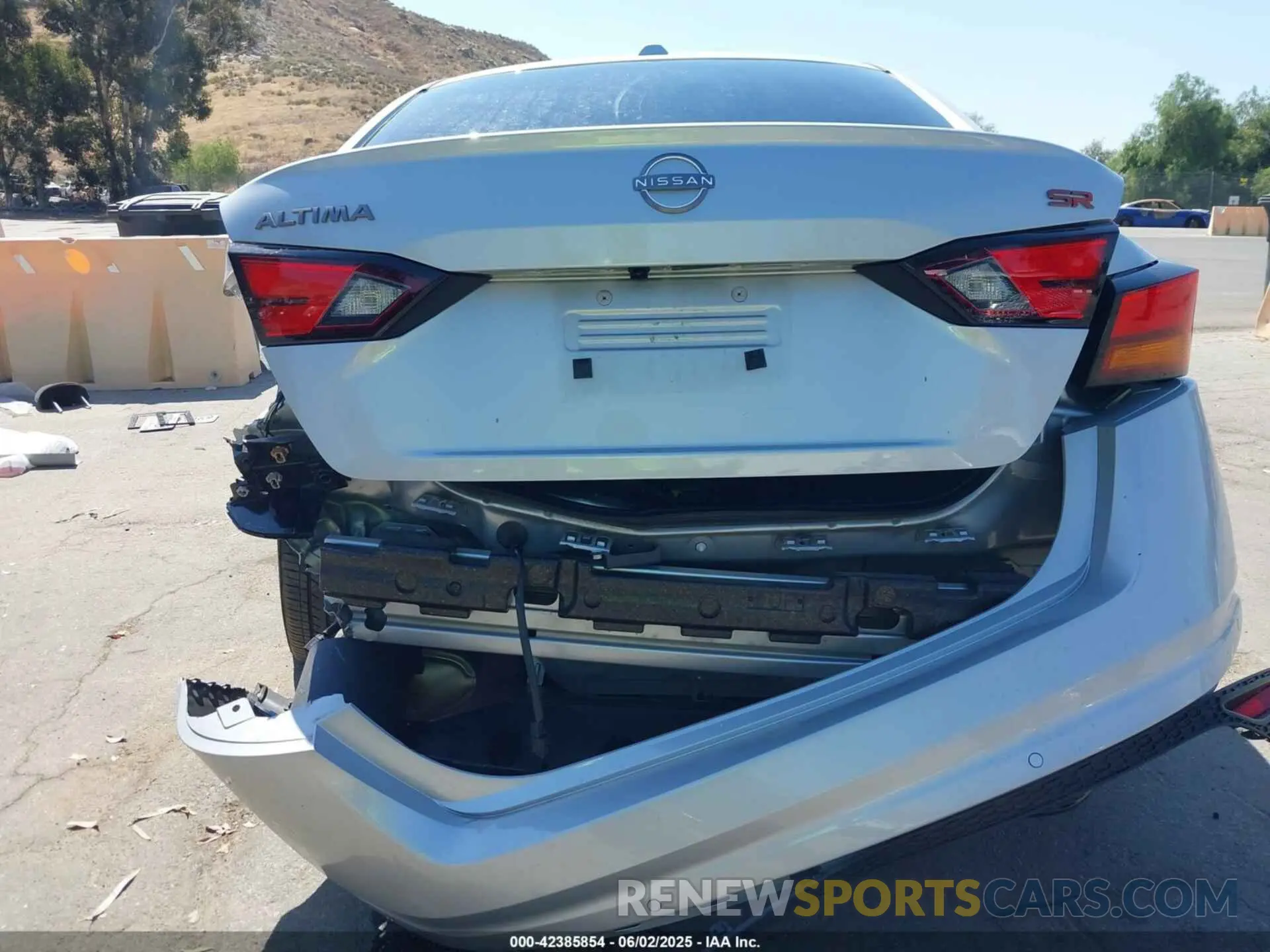18 Photograph of a damaged car 1N4BL4CV0RN413623 NISSAN ALTIMA 2024