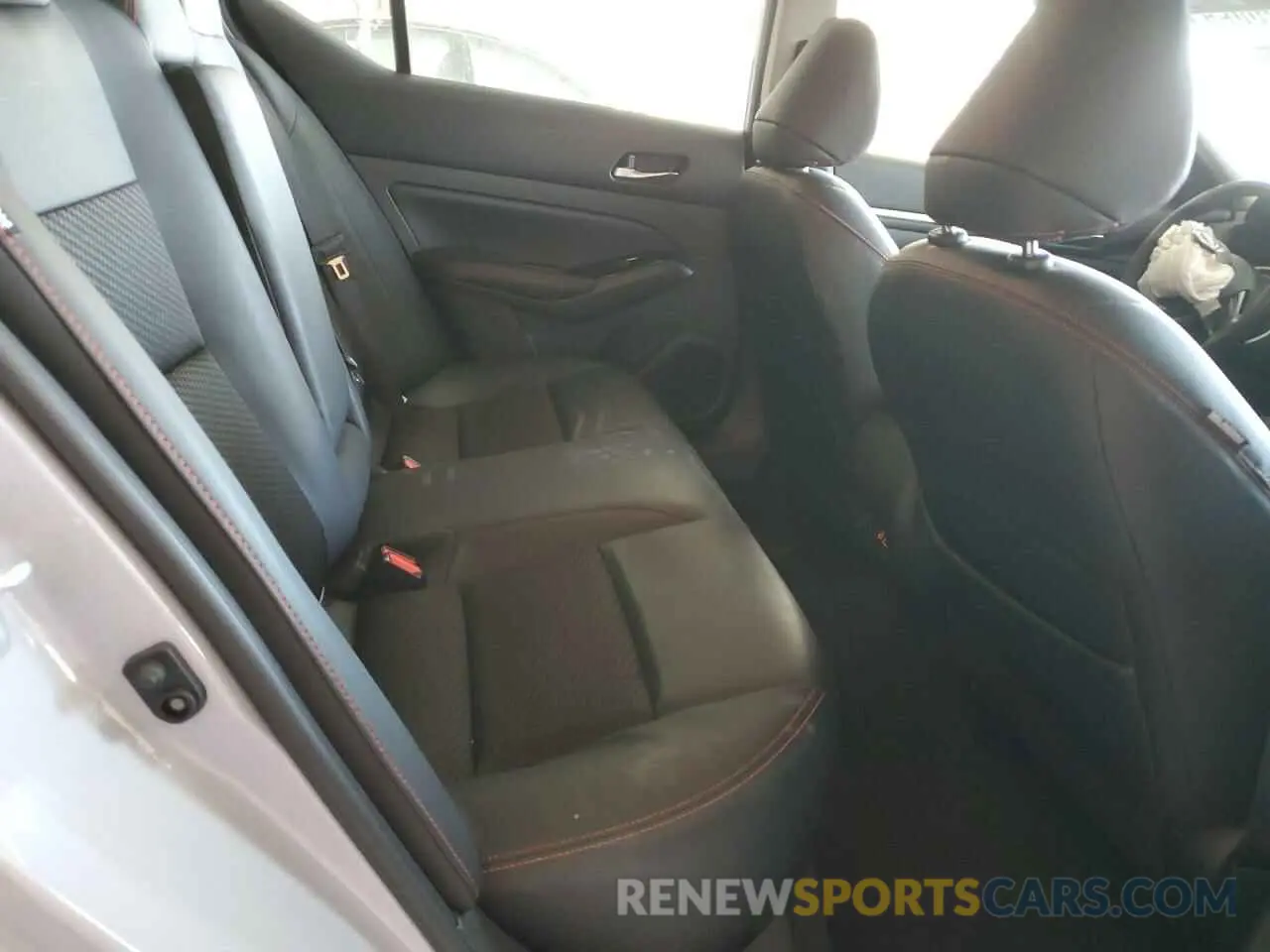 10 Photograph of a damaged car 1N4BL4CV1RN366005 NISSAN ALTIMA 2024