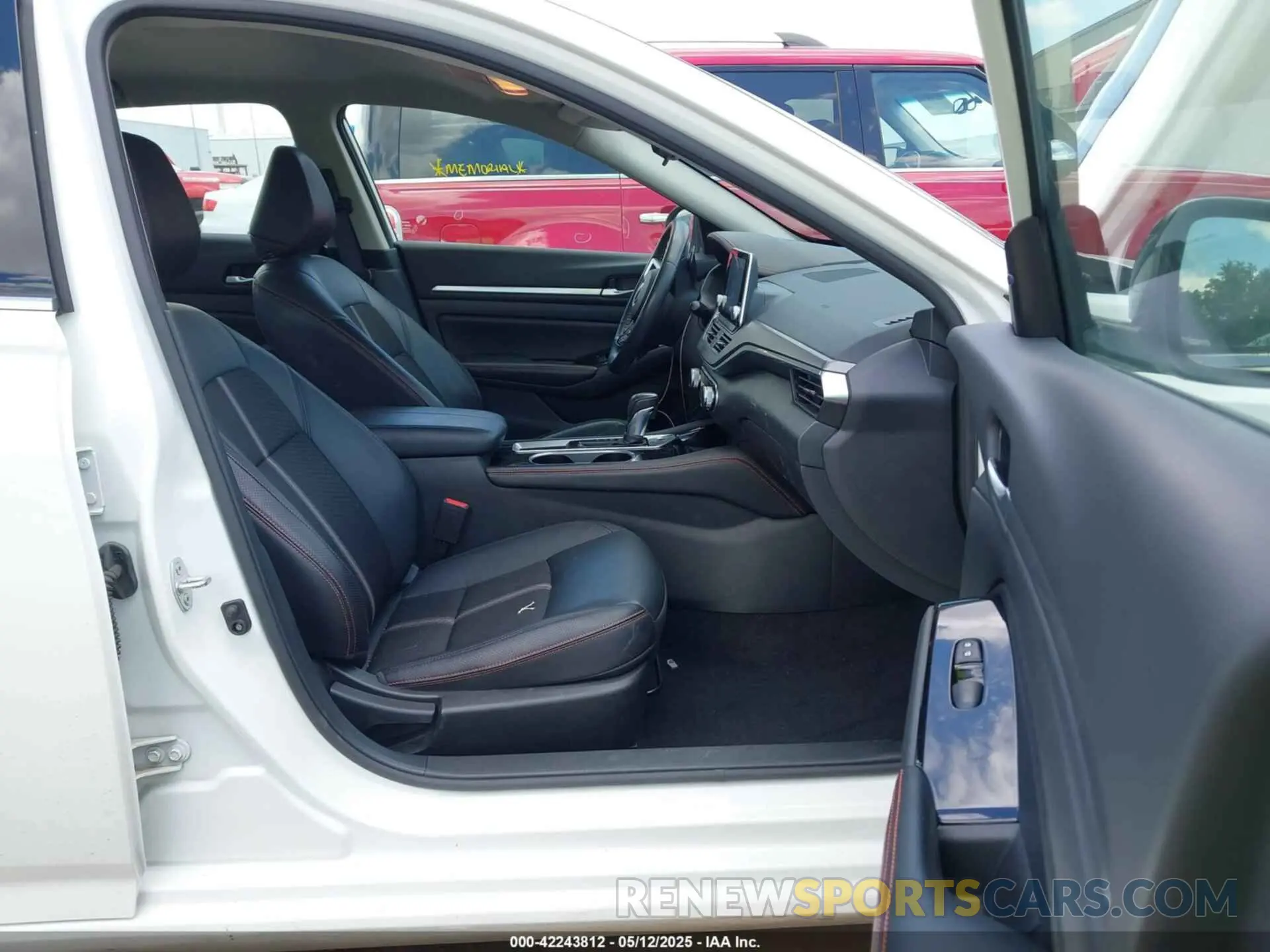 5 Photograph of a damaged car 1N4BL4CV1RN367154 NISSAN ALTIMA 2024