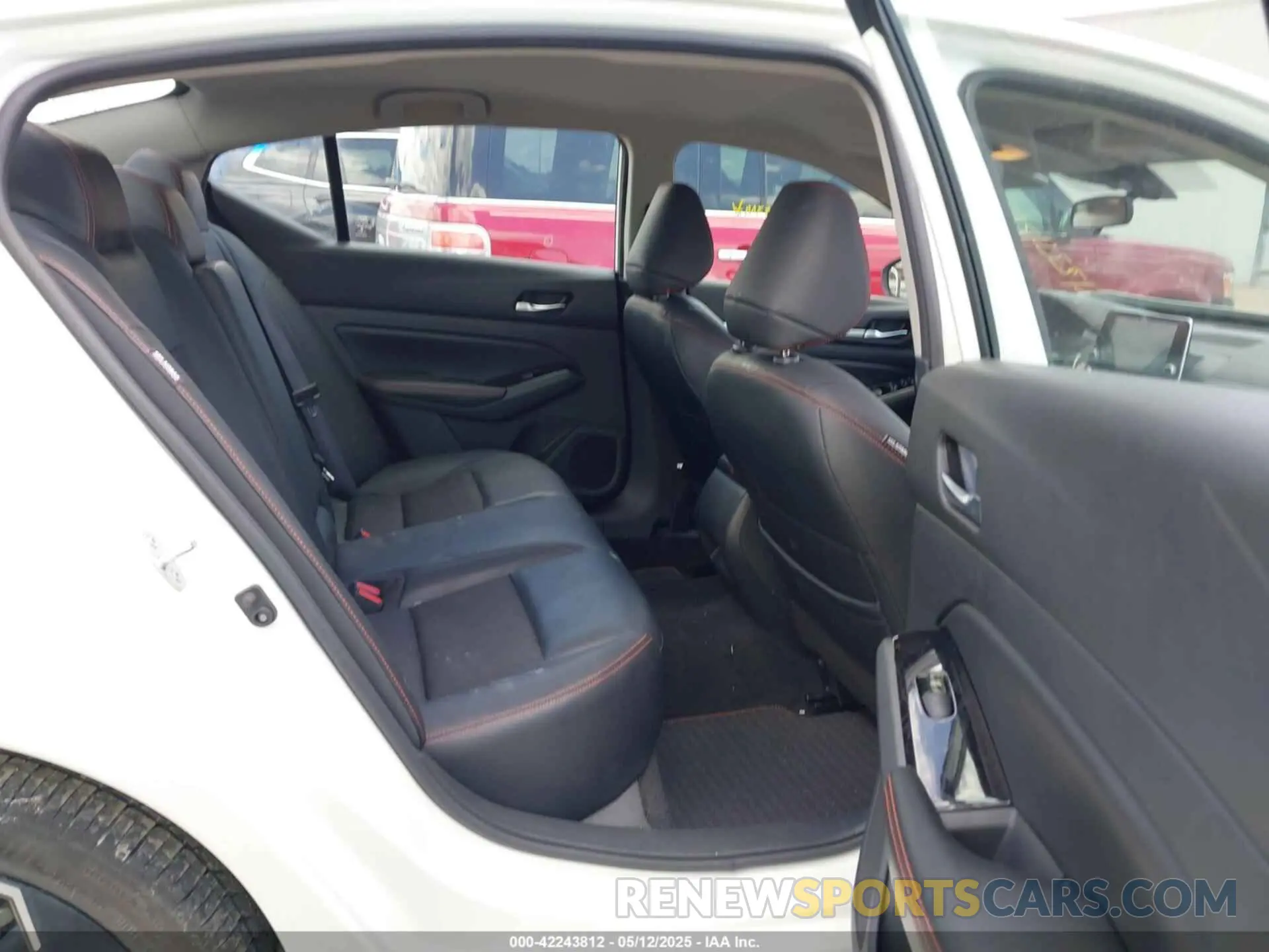8 Photograph of a damaged car 1N4BL4CV1RN367154 NISSAN ALTIMA 2024