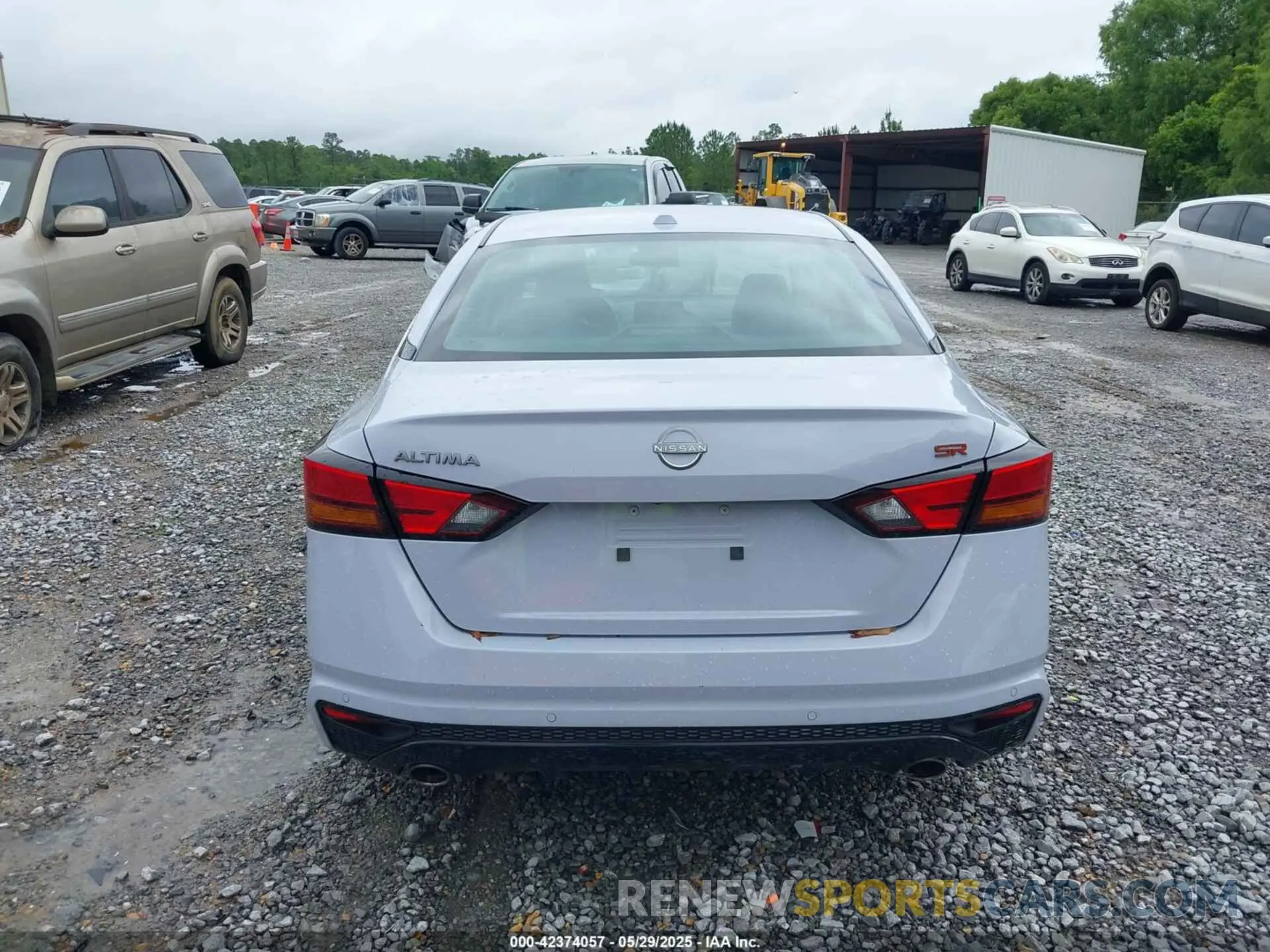16 Photograph of a damaged car 1N4BL4CV1RN395164 NISSAN ALTIMA 2024