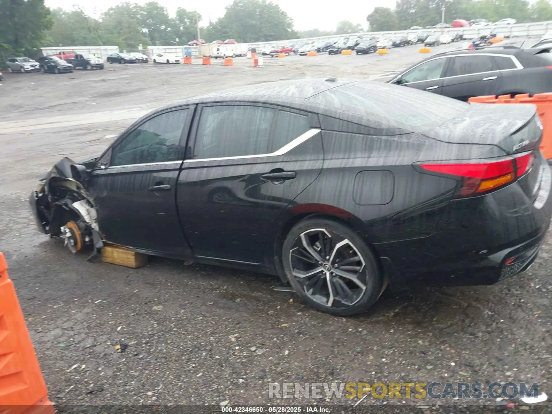 14 Photograph of a damaged car 1N4BL4CV2RN318433 NISSAN ALTIMA 2024