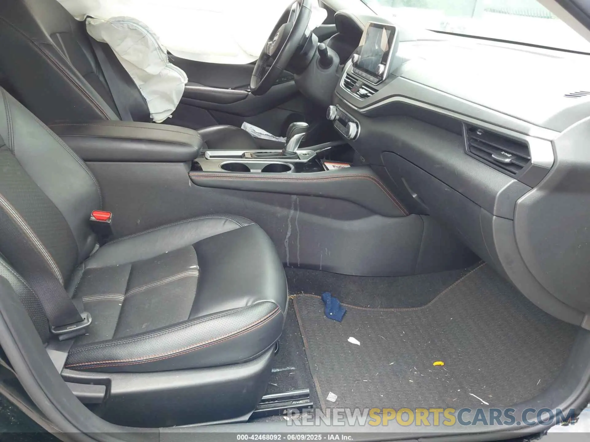 5 Photograph of a damaged car 1N4BL4CV2RN330145 NISSAN ALTIMA 2024