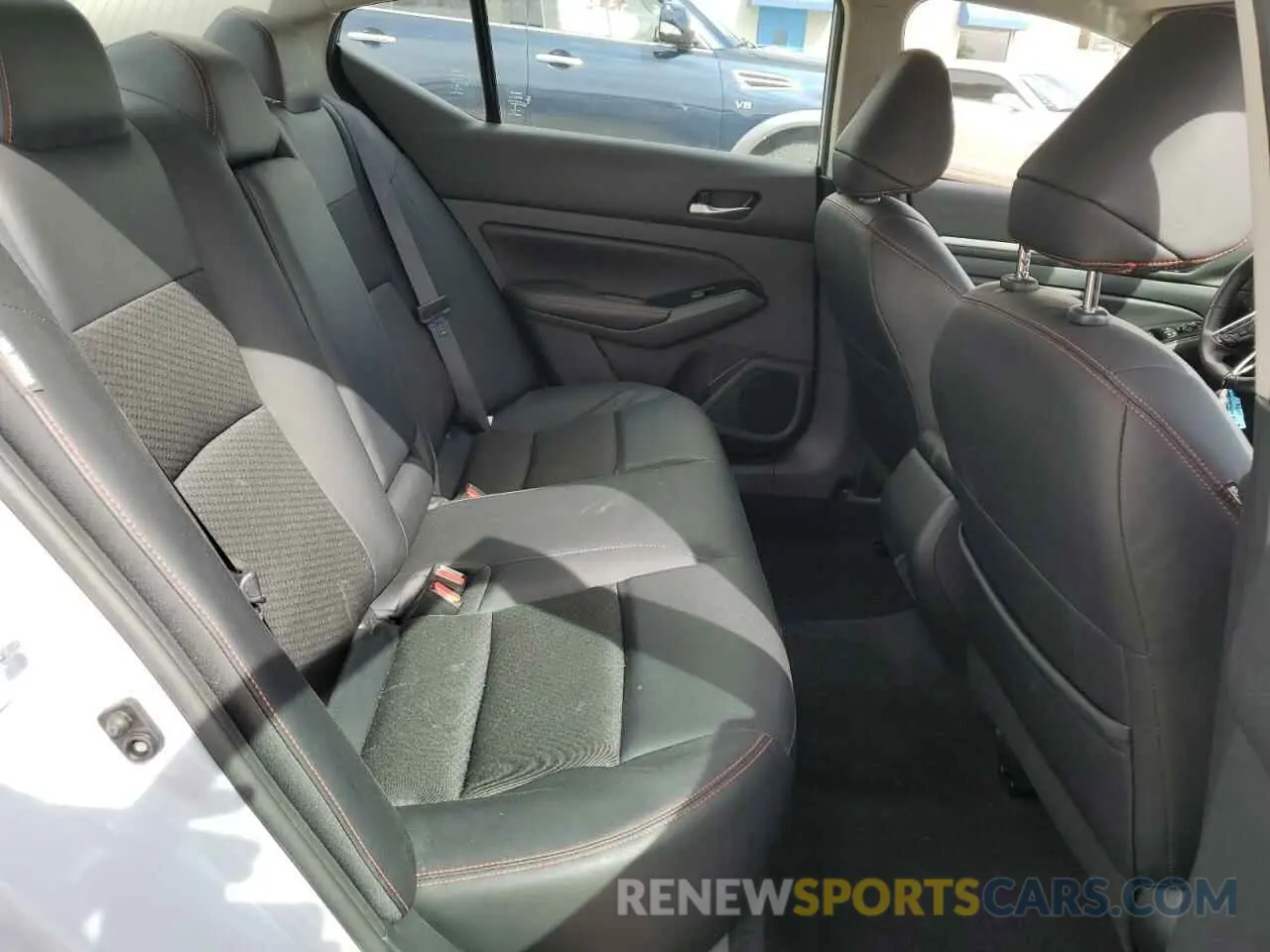 10 Photograph of a damaged car 1N4BL4CV2RN363596 NISSAN ALTIMA 2024