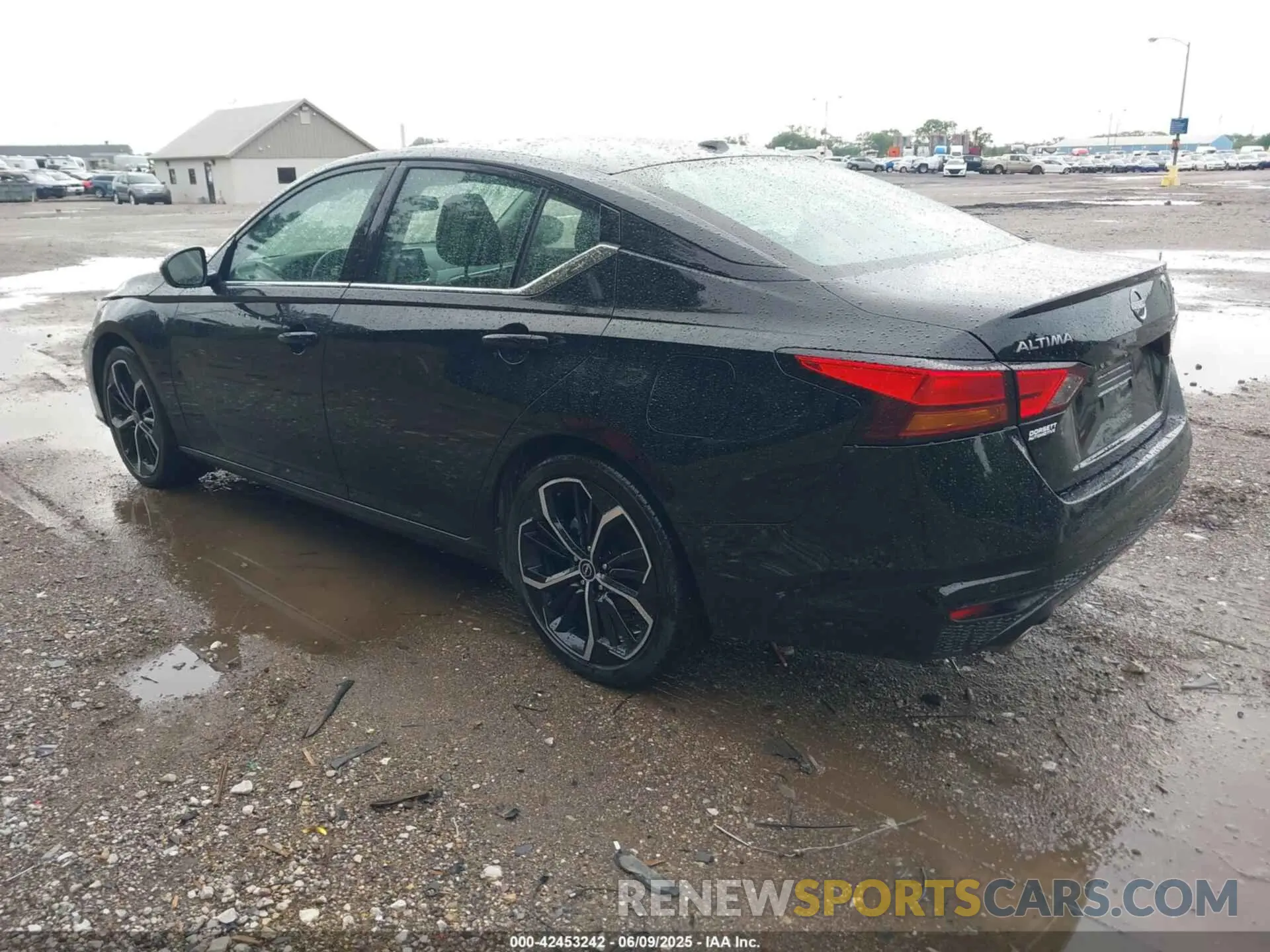 3 Photograph of a damaged car 1N4BL4CV2RN391706 NISSAN ALTIMA 2024