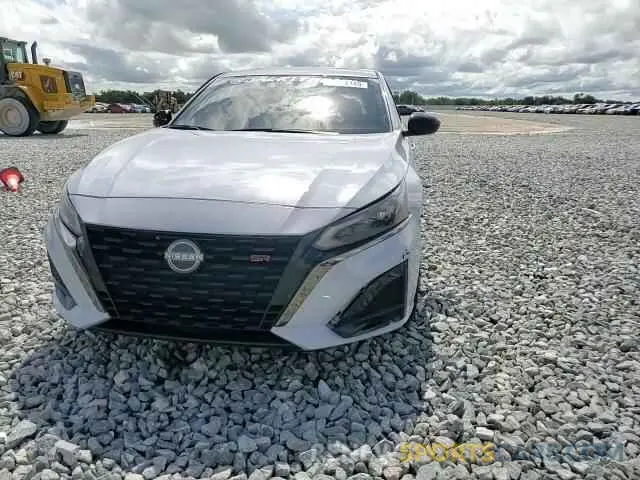 13 Photograph of a damaged car 1N4BL4CV2RN395609 NISSAN ALTIMA 2024