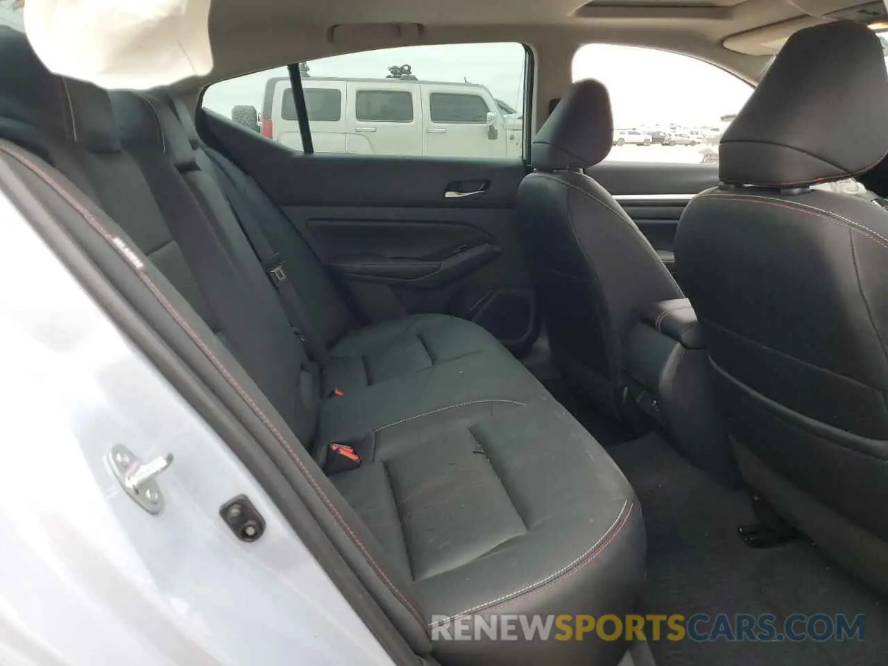 10 Photograph of a damaged car 1N4BL4CV2RN406821 NISSAN ALTIMA 2024